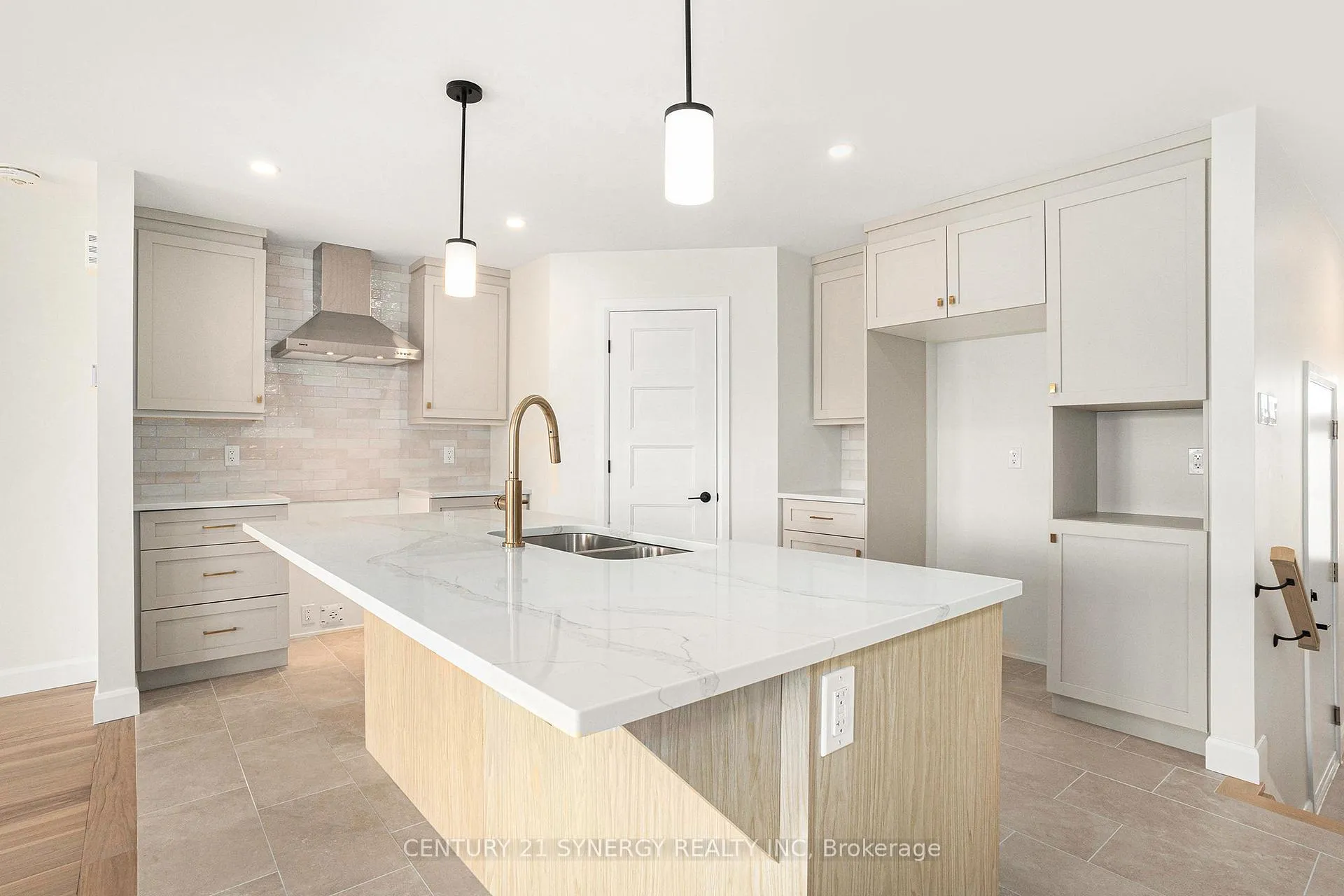Photo 15 of 68 Helen Street, North Stormont, North Stormont (Finch) Twp — HOMEH