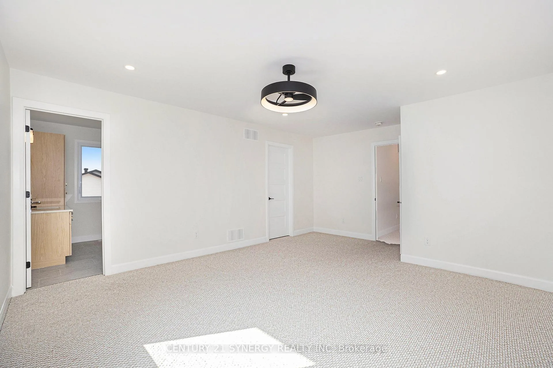 Photo 23 of 68 Helen Street, North Stormont, North Stormont (Finch) Twp — HOMEH
