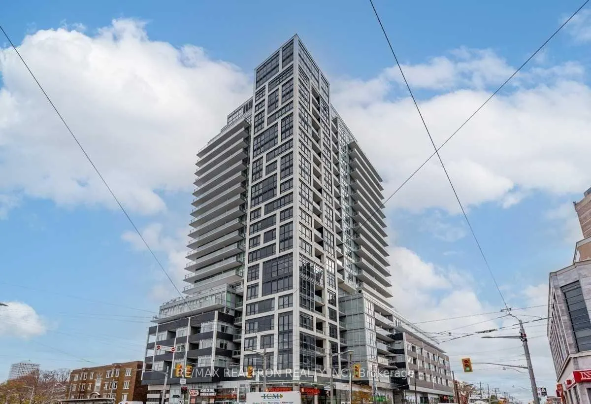 Front of Unit 1209, 501 St. Clair Avenue W
