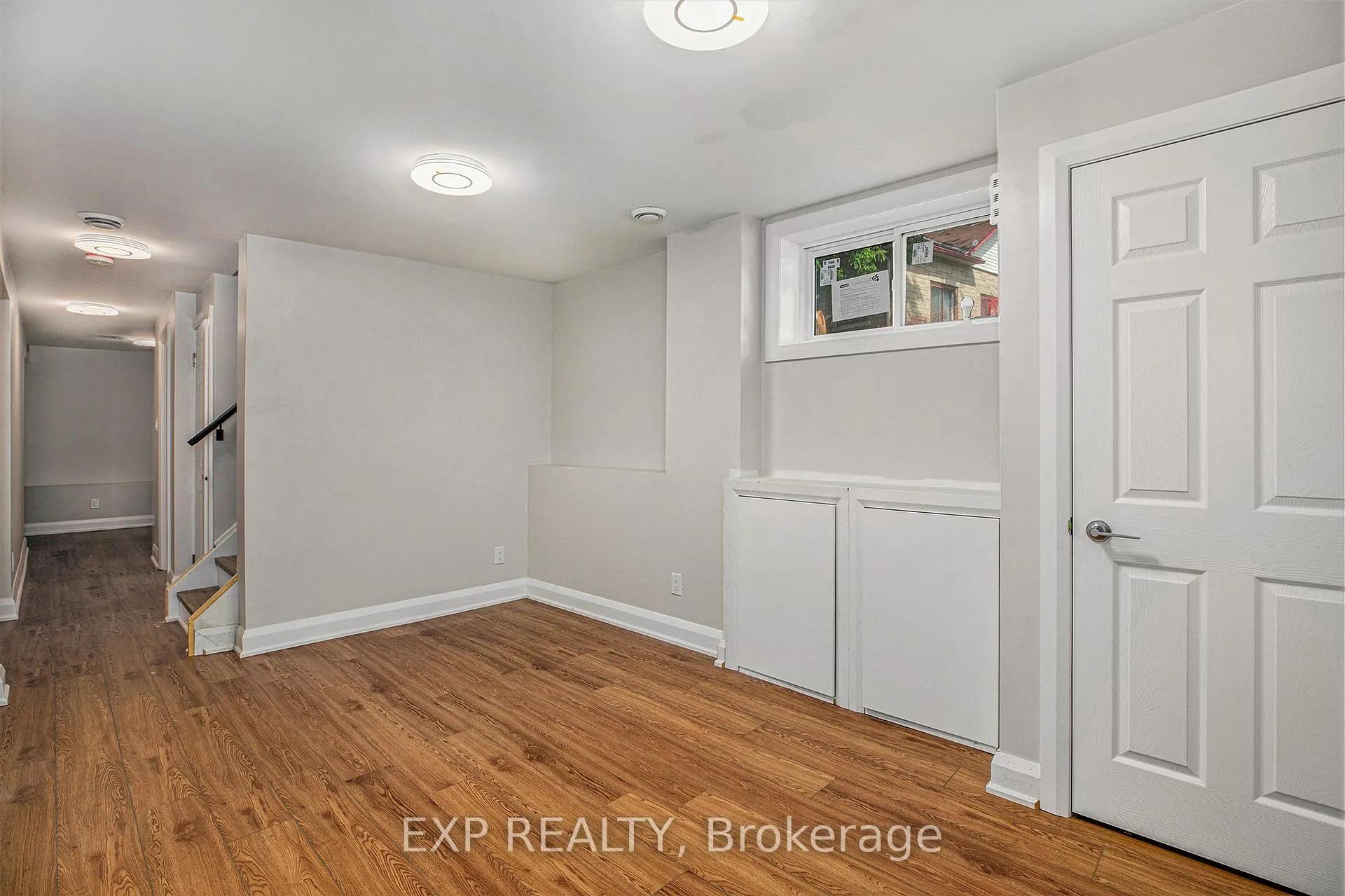 Photo 5 of Unit #1, 838 St. Laurent Boulevard, Ottawa, Castle Heights — HOMEH