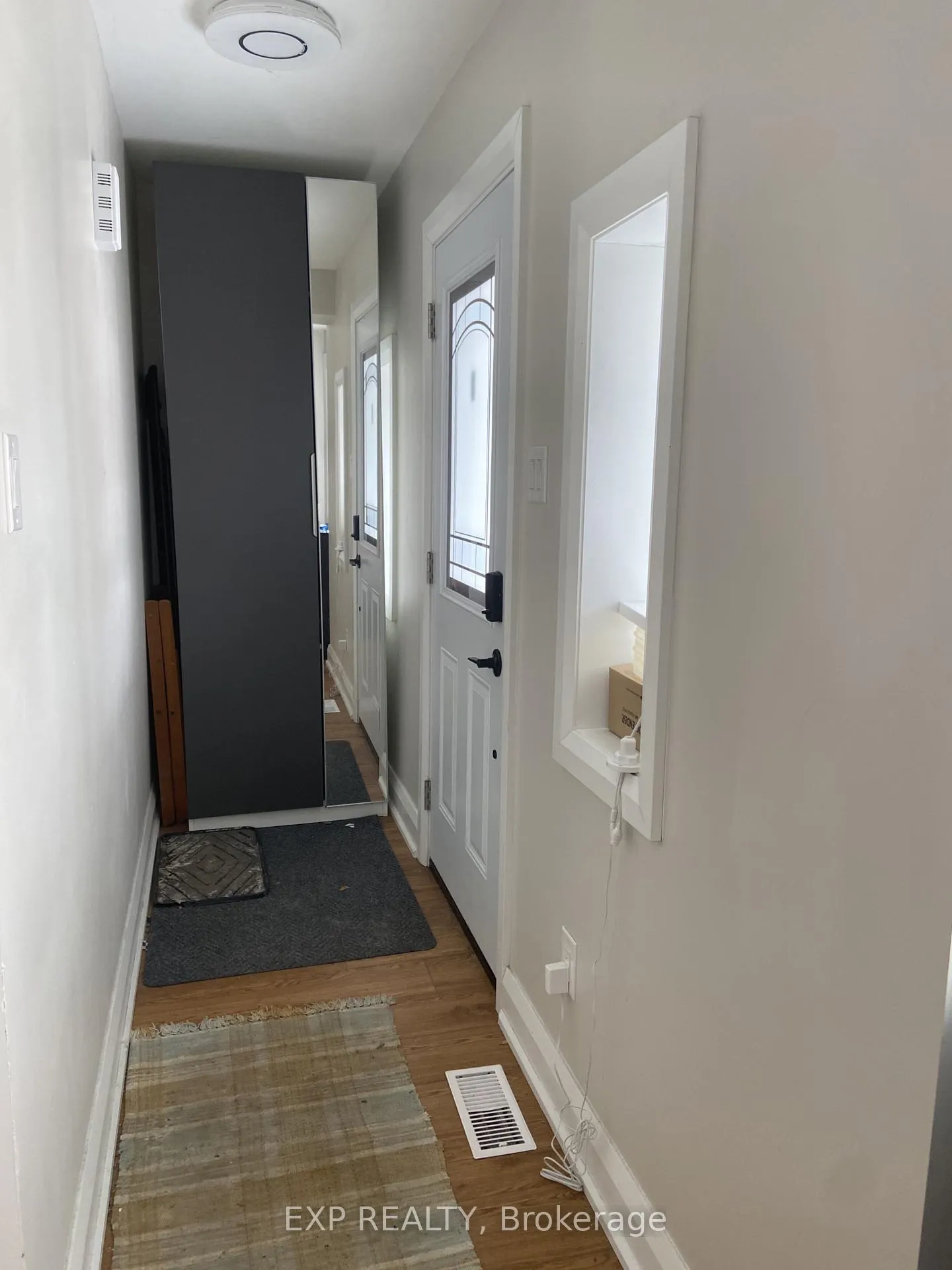 Photo 2 of Unit #2, 838 St. Laurent Boulevard, Ottawa, Castle Heights — HOMEH