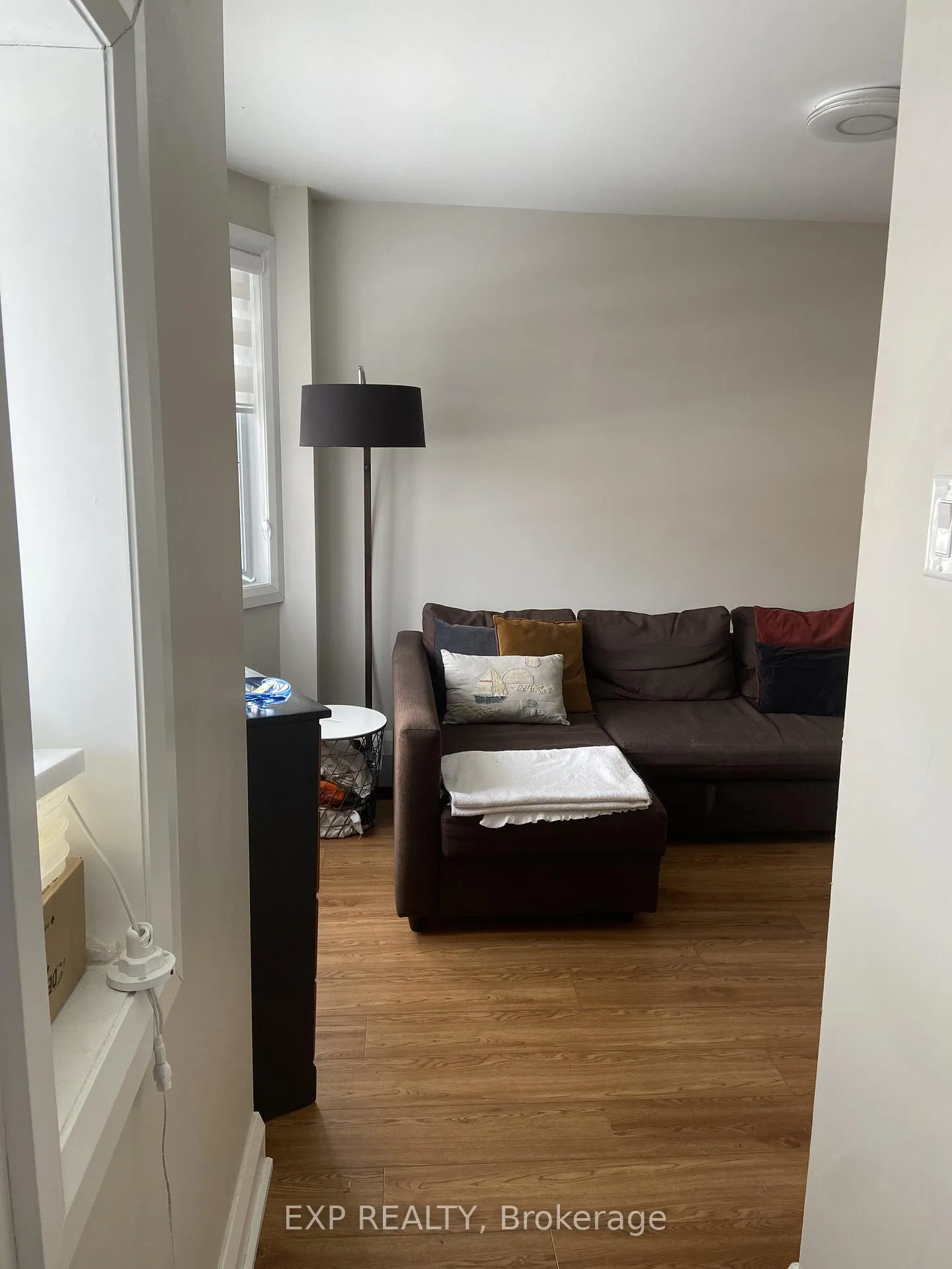 Photo 4 of Unit #2, 838 St. Laurent Boulevard, Ottawa, Castle Heights — HOMEH