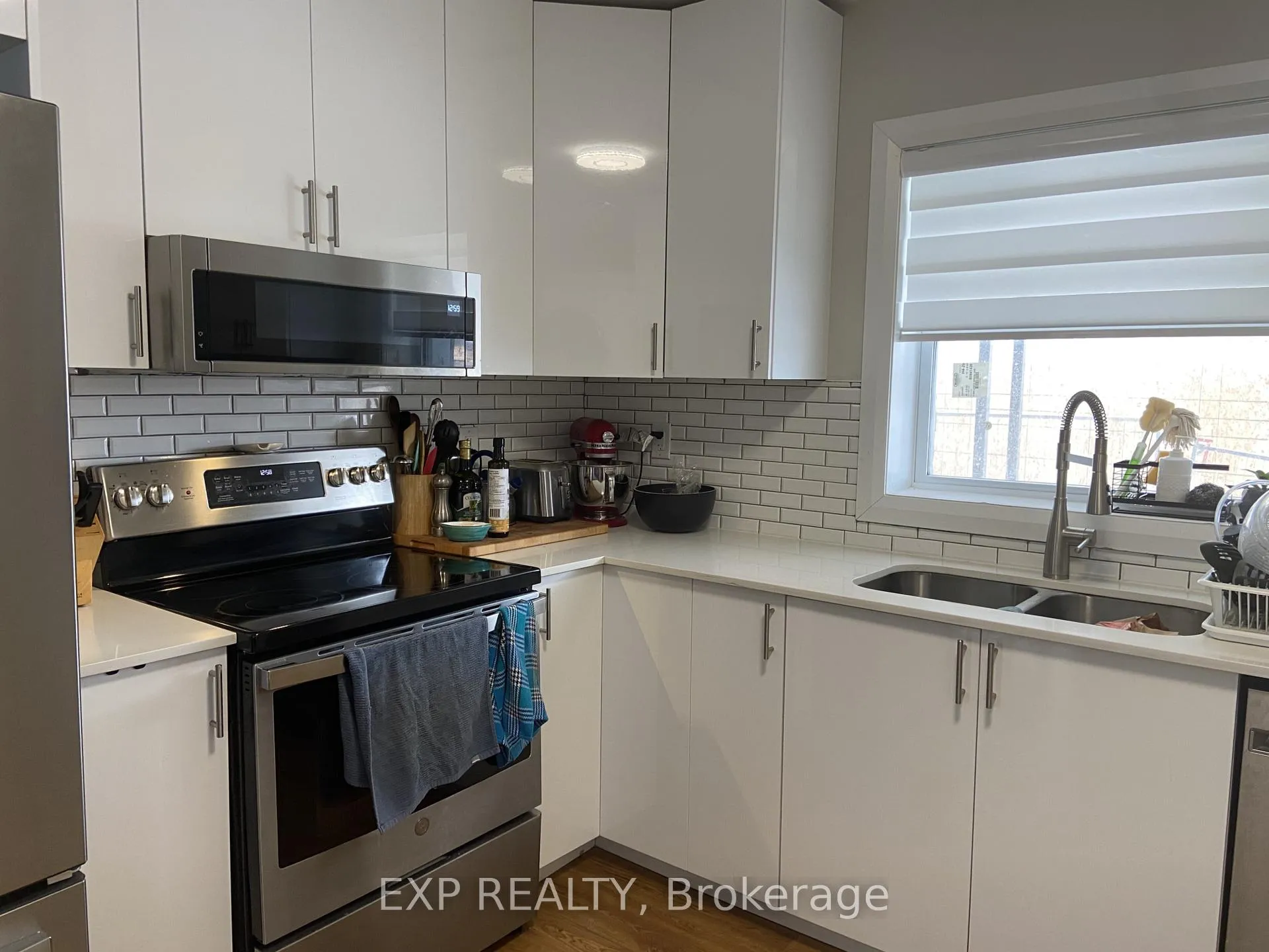 Photo 9 of Unit #2, 838 St. Laurent Boulevard, Ottawa, Castle Heights — HOMEH