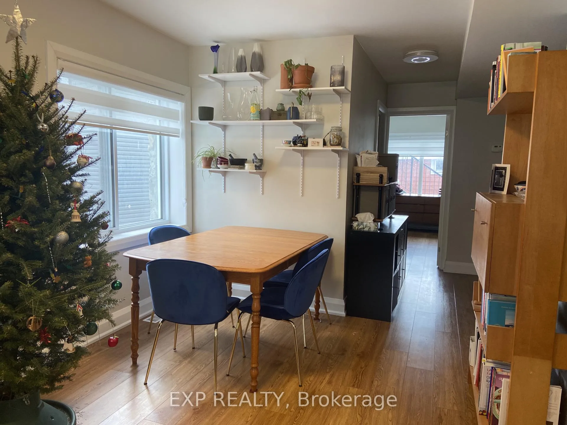 Photo 12 of Unit #2, 838 St. Laurent Boulevard, Ottawa, Castle Heights — HOMEH