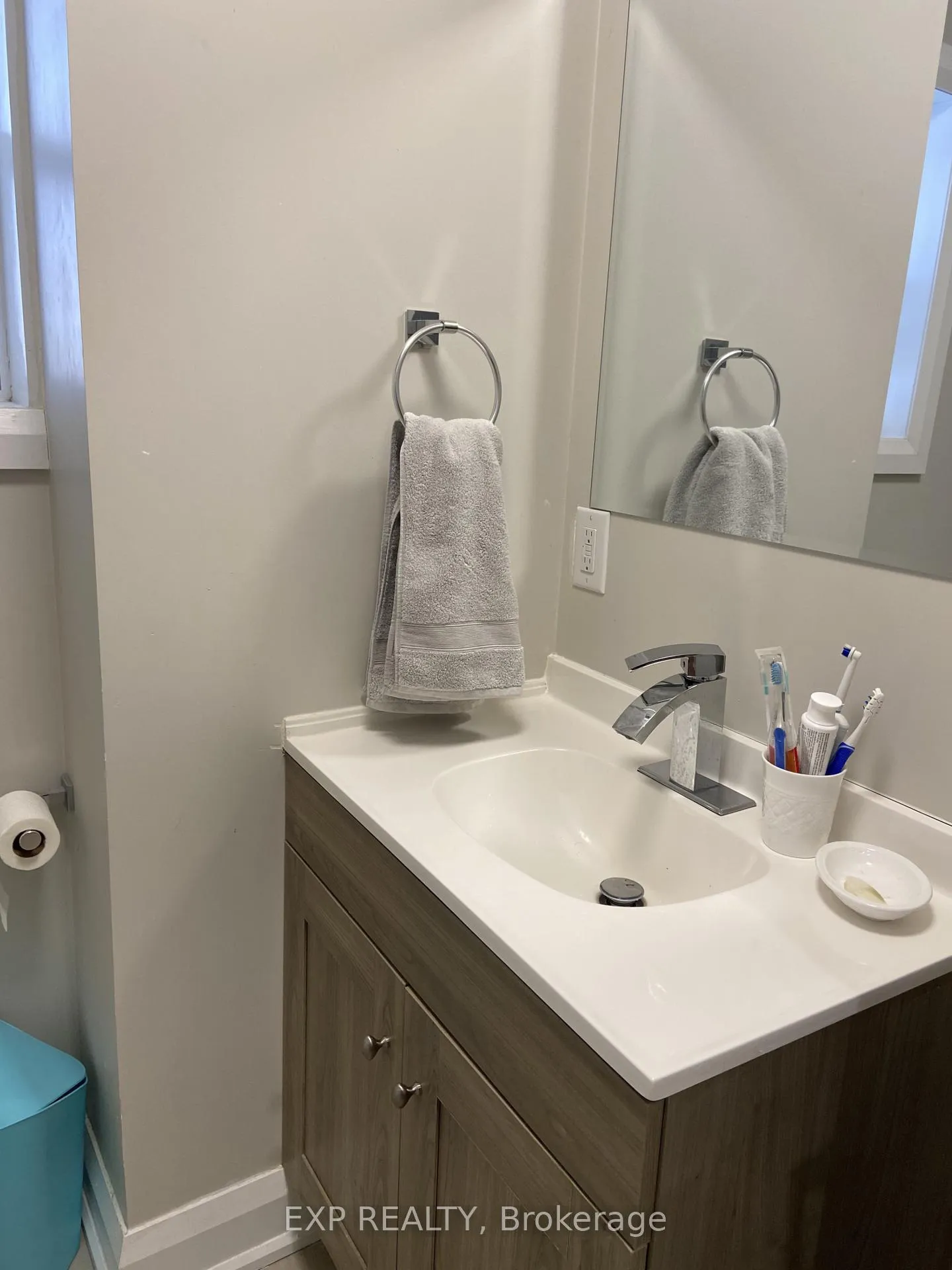 Photo 18 of Unit #2, 838 St. Laurent Boulevard, Ottawa, Castle Heights — HOMEH