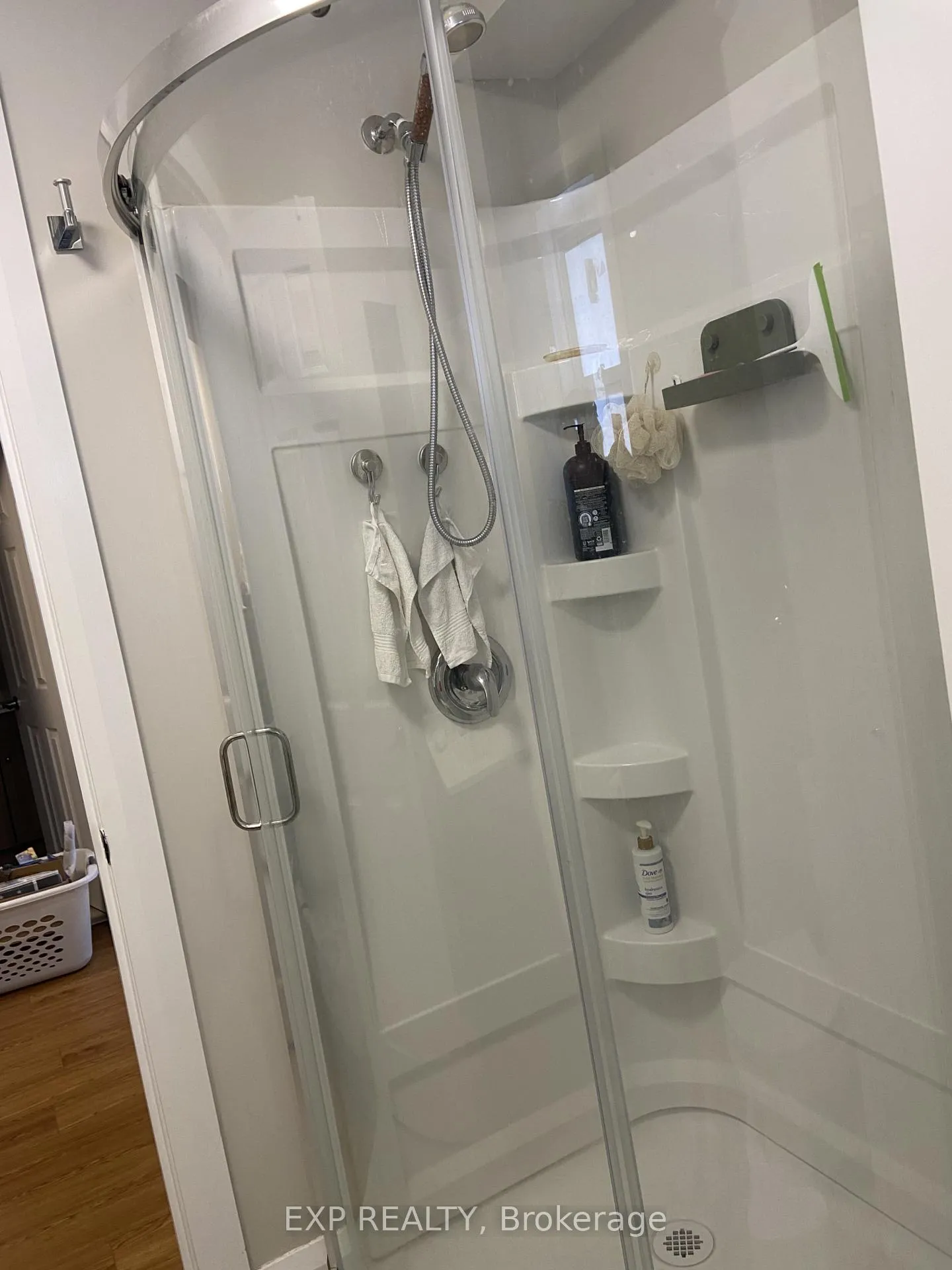 Photo 19 of Unit #2, 838 St. Laurent Boulevard, Ottawa, Castle Heights — HOMEH
