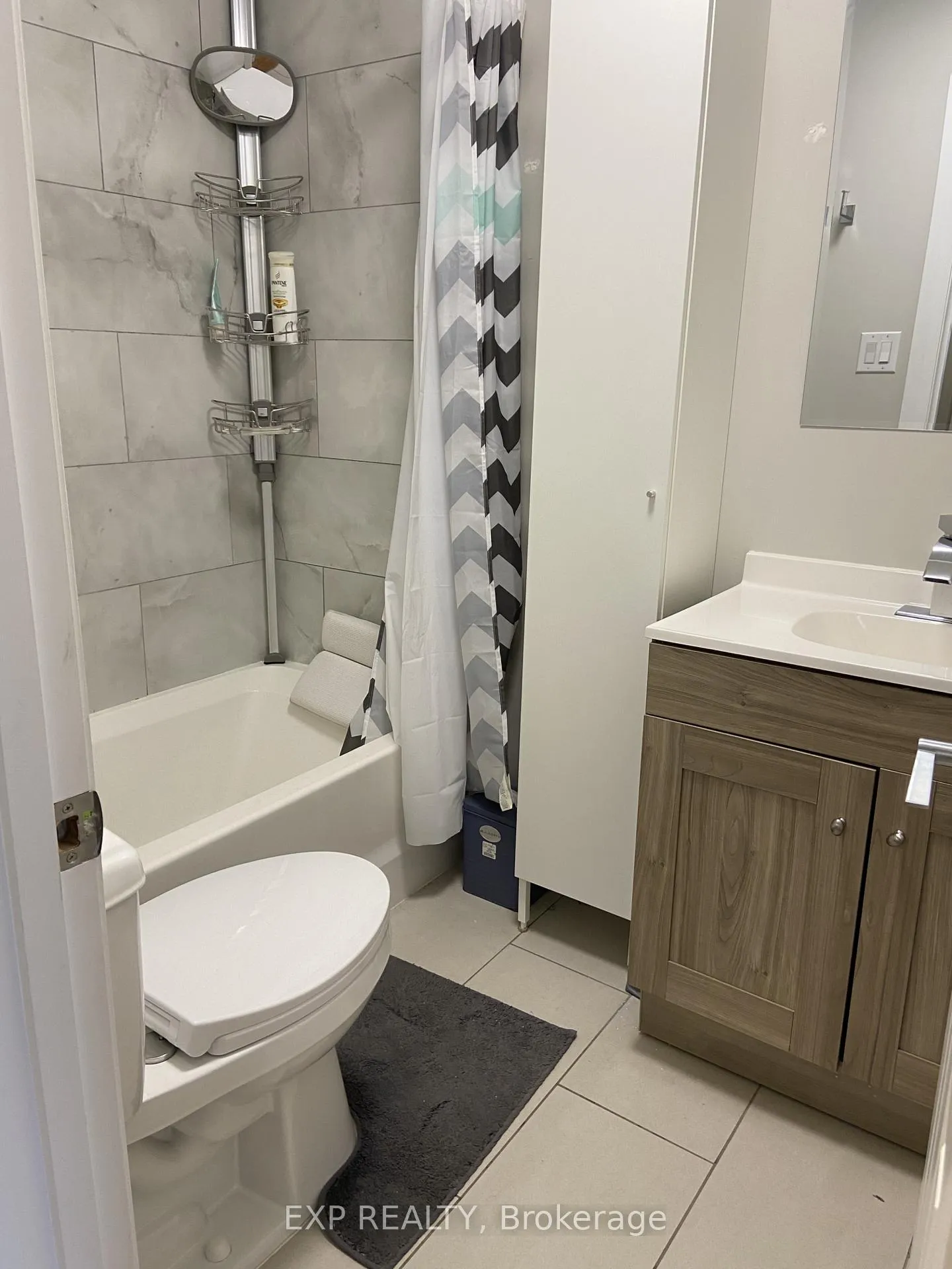 Photo 26 of Unit #2, 838 St. Laurent Boulevard, Ottawa, Castle Heights — HOMEH