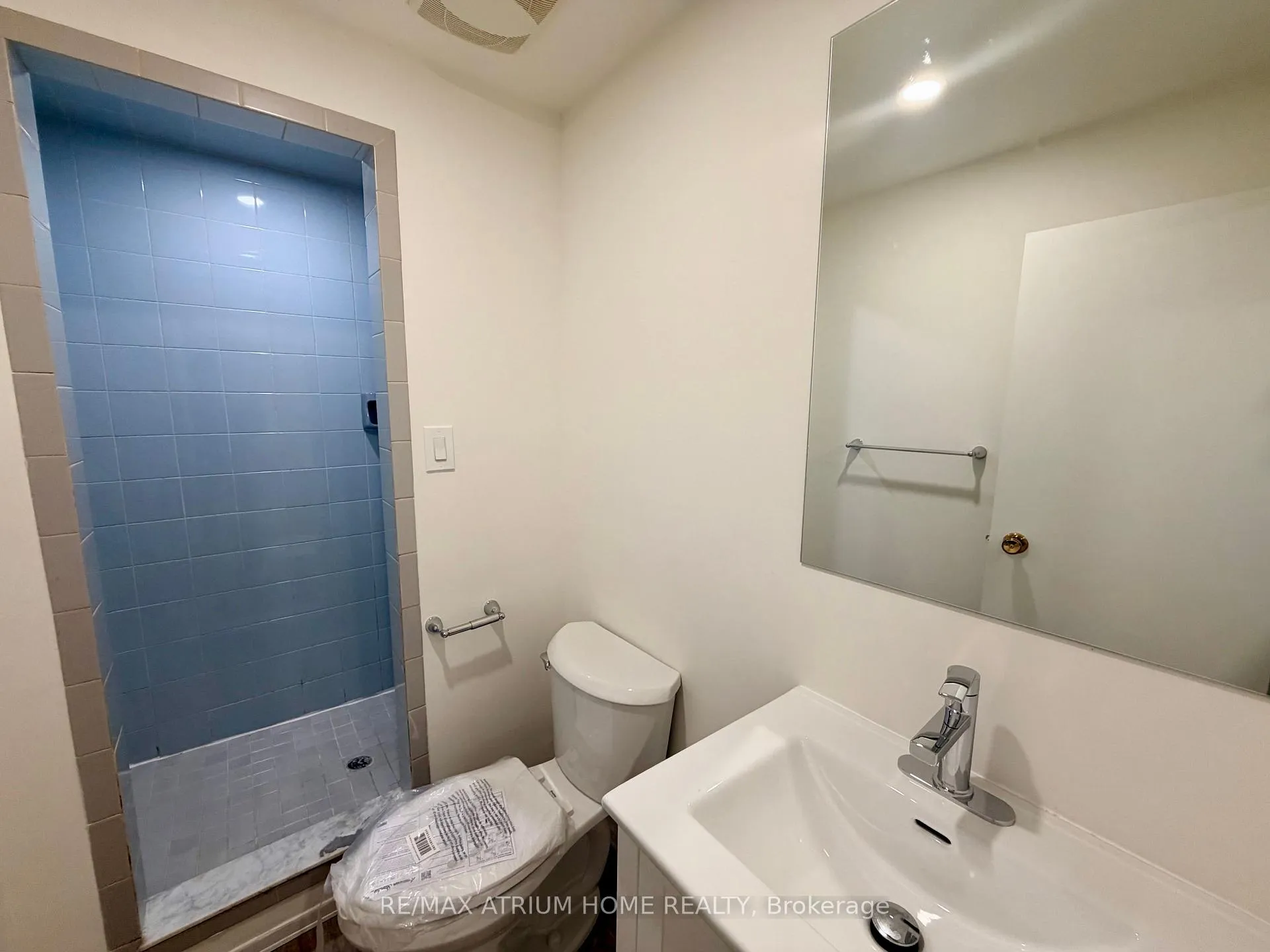 Photo 24 of 59 Carlton Road, Markham, Unionville — HOMEH