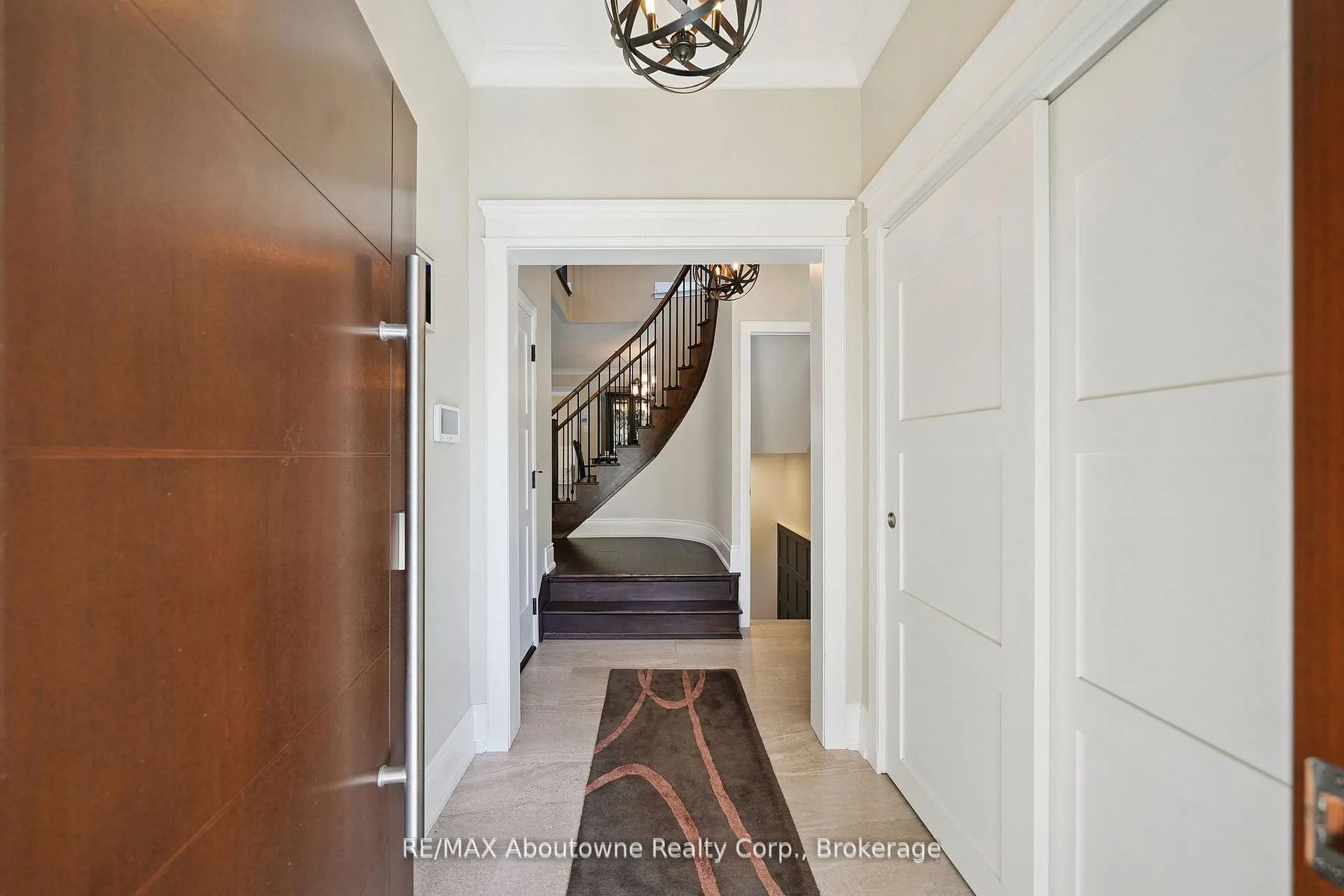 Photo 4 of 437 Jelinik Terrace, Milton, Scott — HOMEH