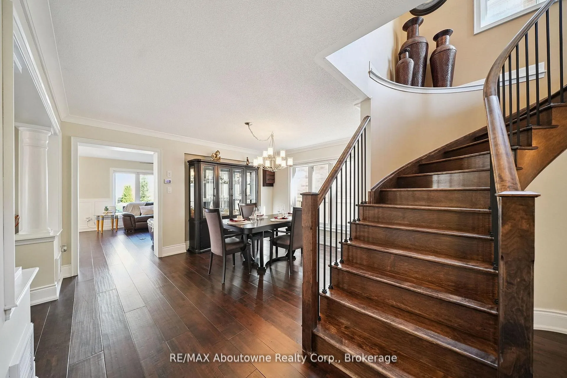 Photo 7 of 437 Jelinik Terrace, Milton, Scott — HOMEH