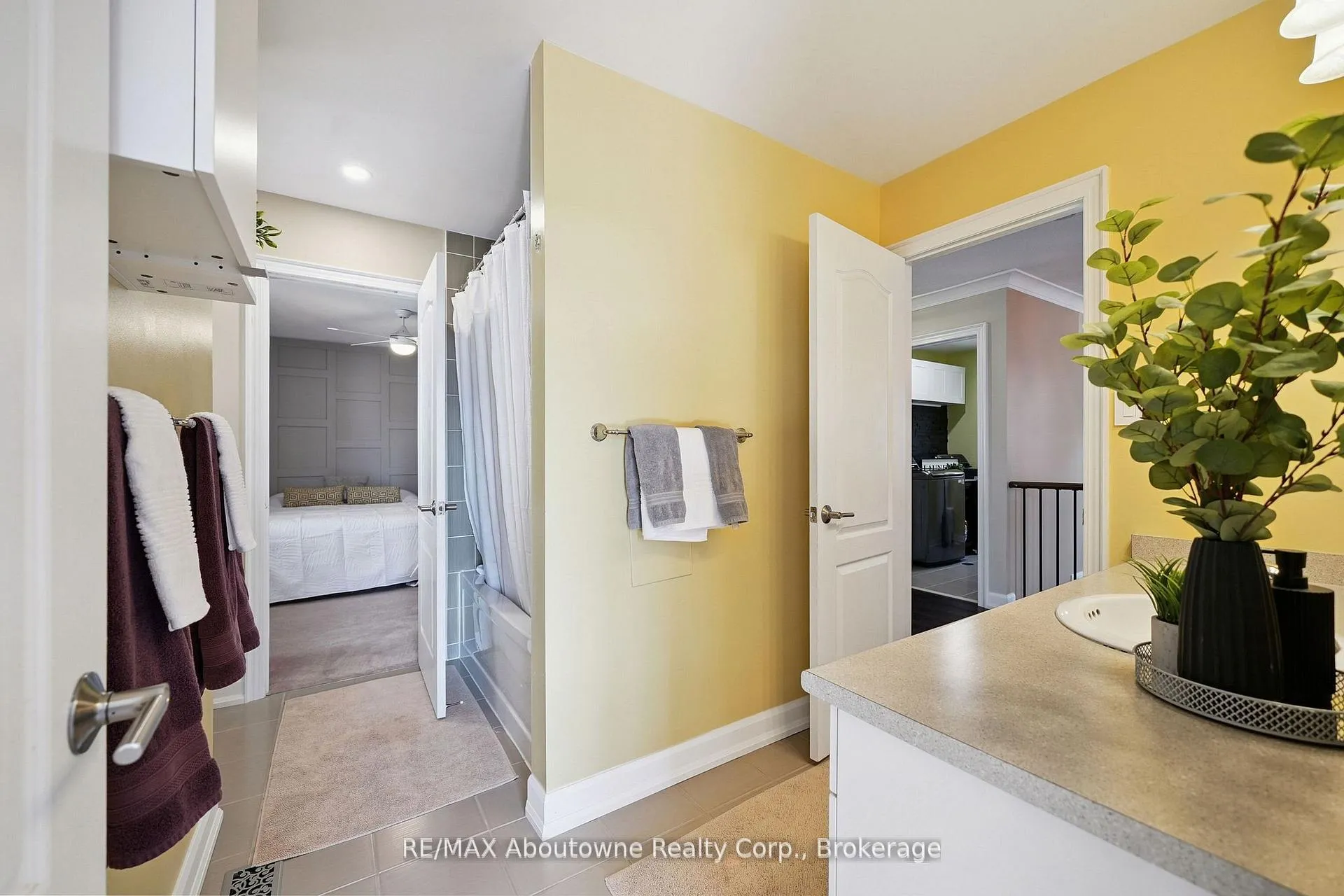 Photo 23 of 437 Jelinik Terrace, Milton, Scott — HOMEH