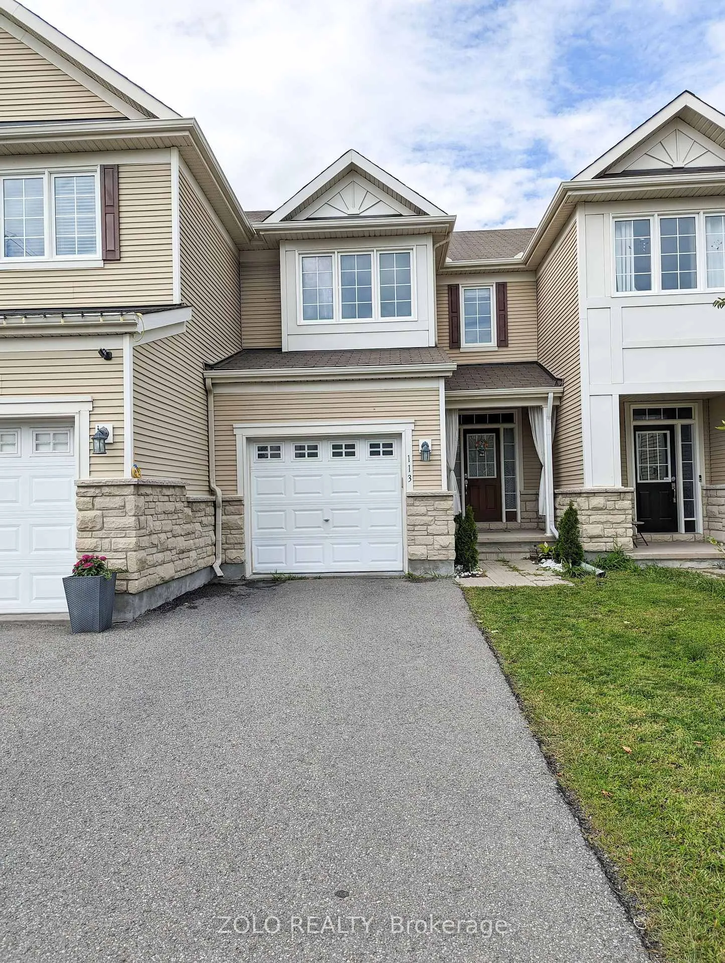 Photo 1 of 113 Lochnaw Private, Ottawa, Barrhaven - Stonebridge — HOMEH