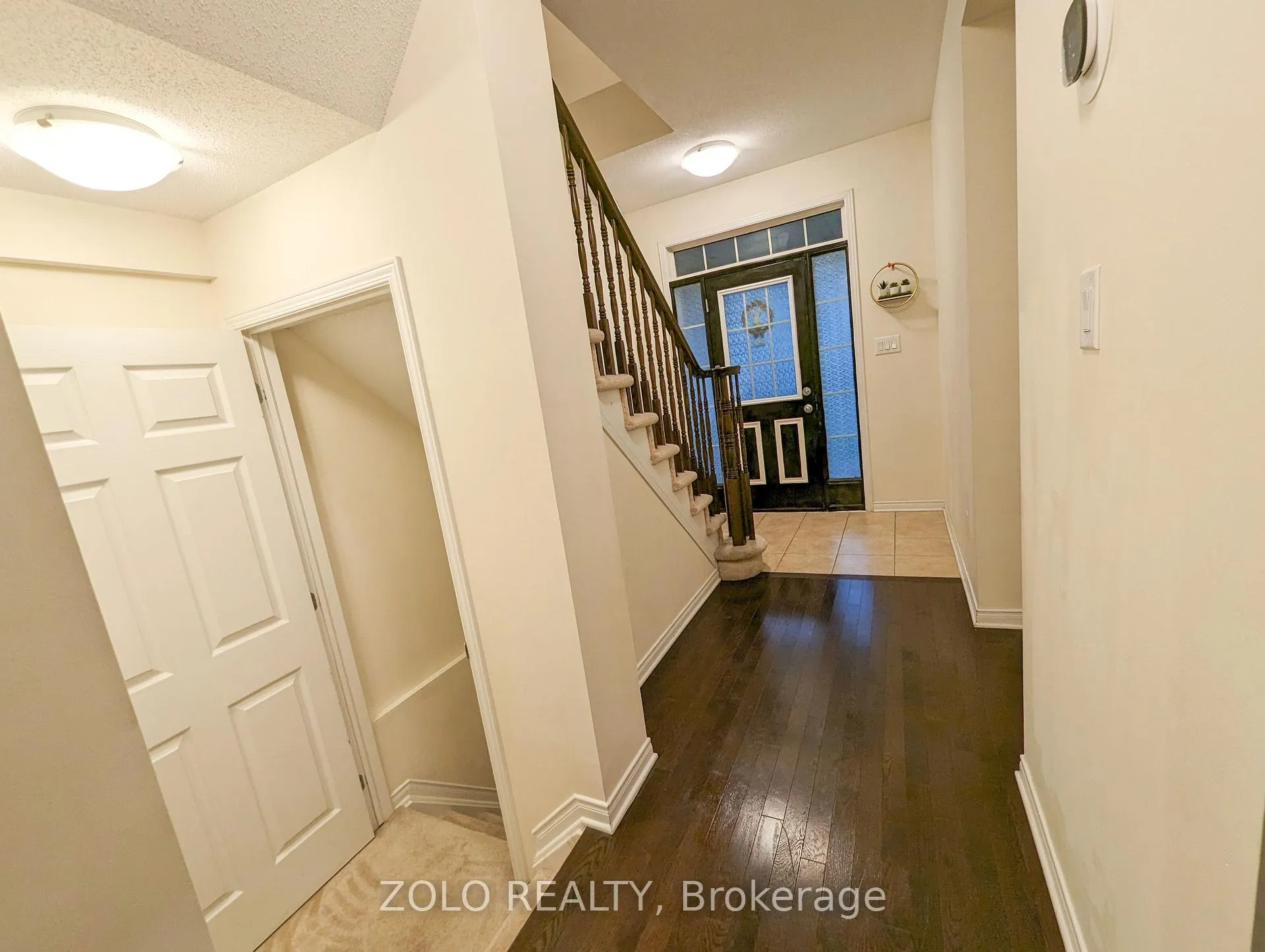 Photo 3 of 113 Lochnaw Private, Ottawa, Barrhaven - Stonebridge — HOMEH