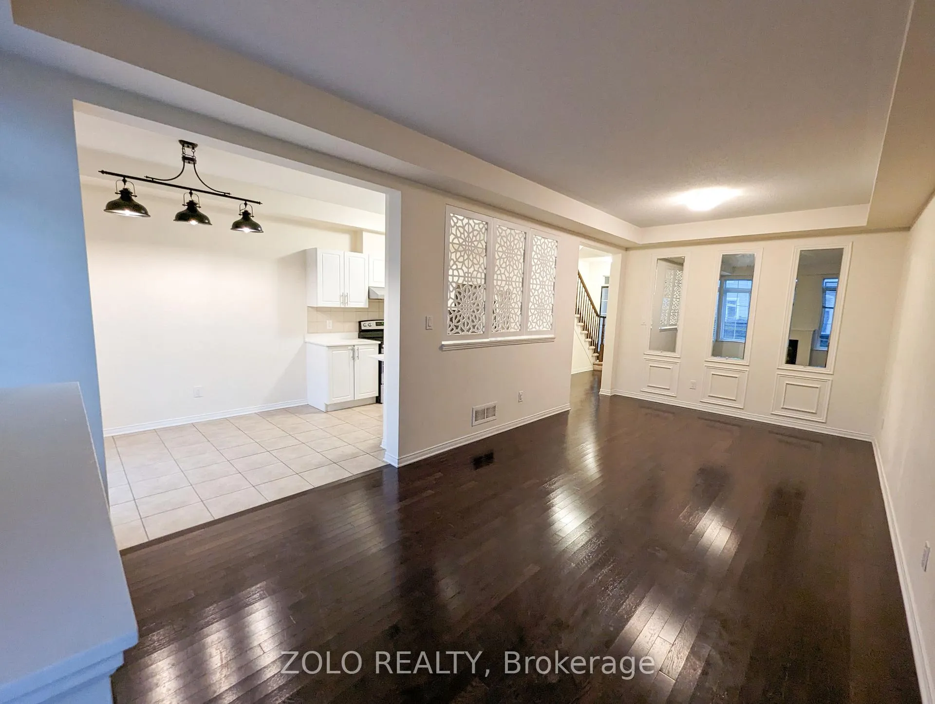 Photo 4 of 113 Lochnaw Private, Ottawa, Barrhaven - Stonebridge — HOMEH