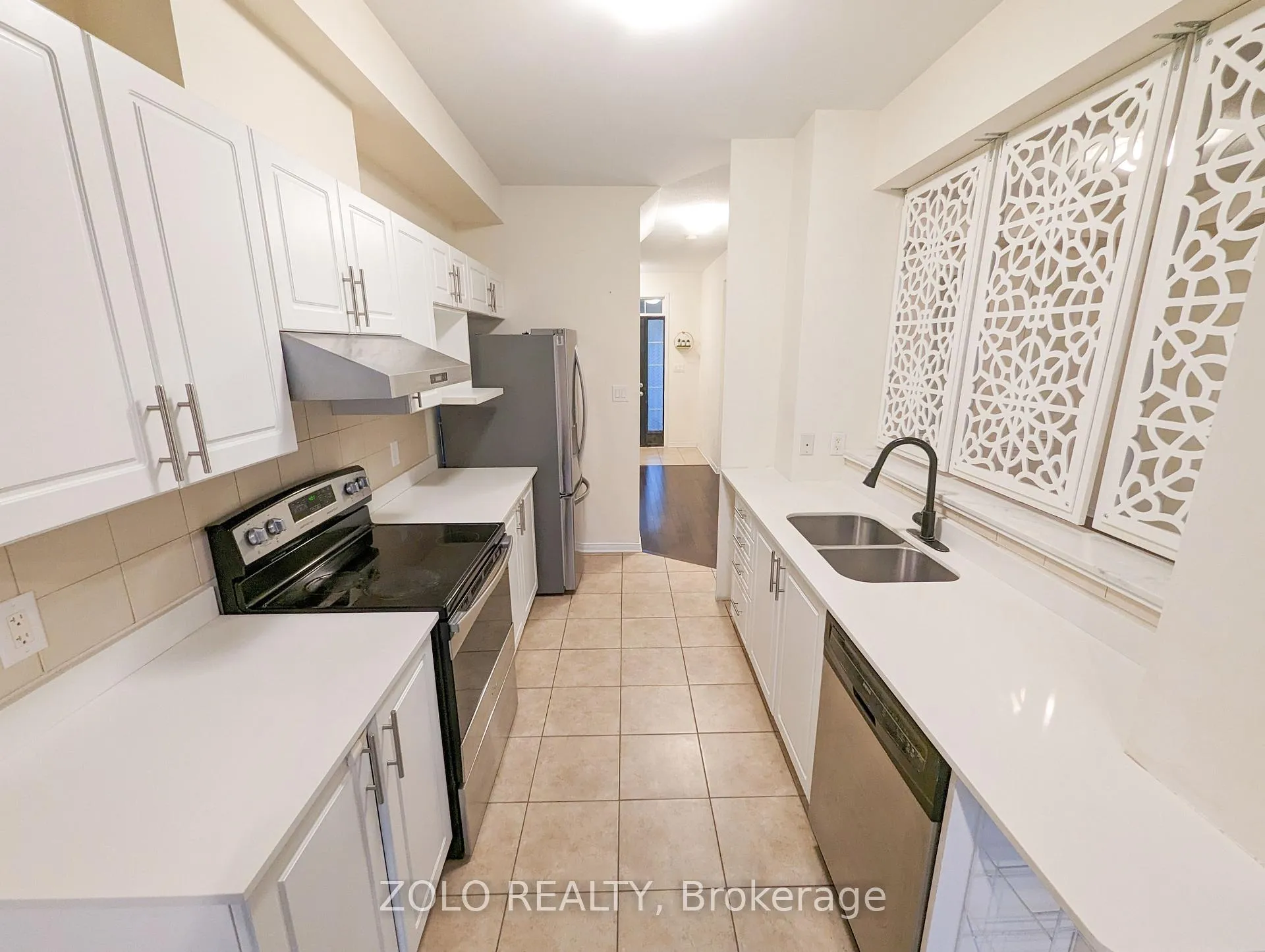 Photo 7 of 113 Lochnaw Private, Ottawa, Barrhaven - Stonebridge — HOMEH
