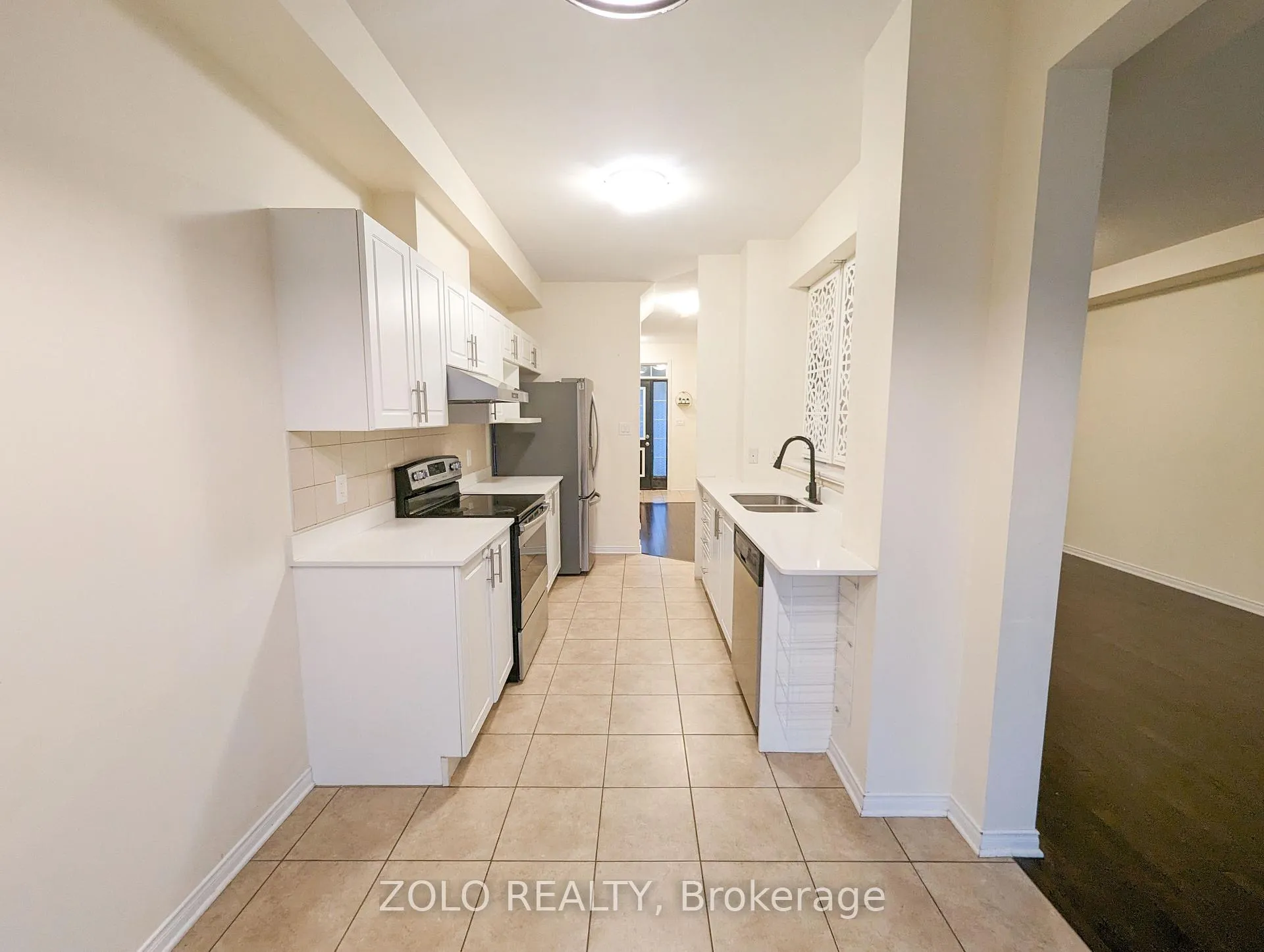 Photo 8 of 113 Lochnaw Private, Ottawa, Barrhaven - Stonebridge — HOMEH