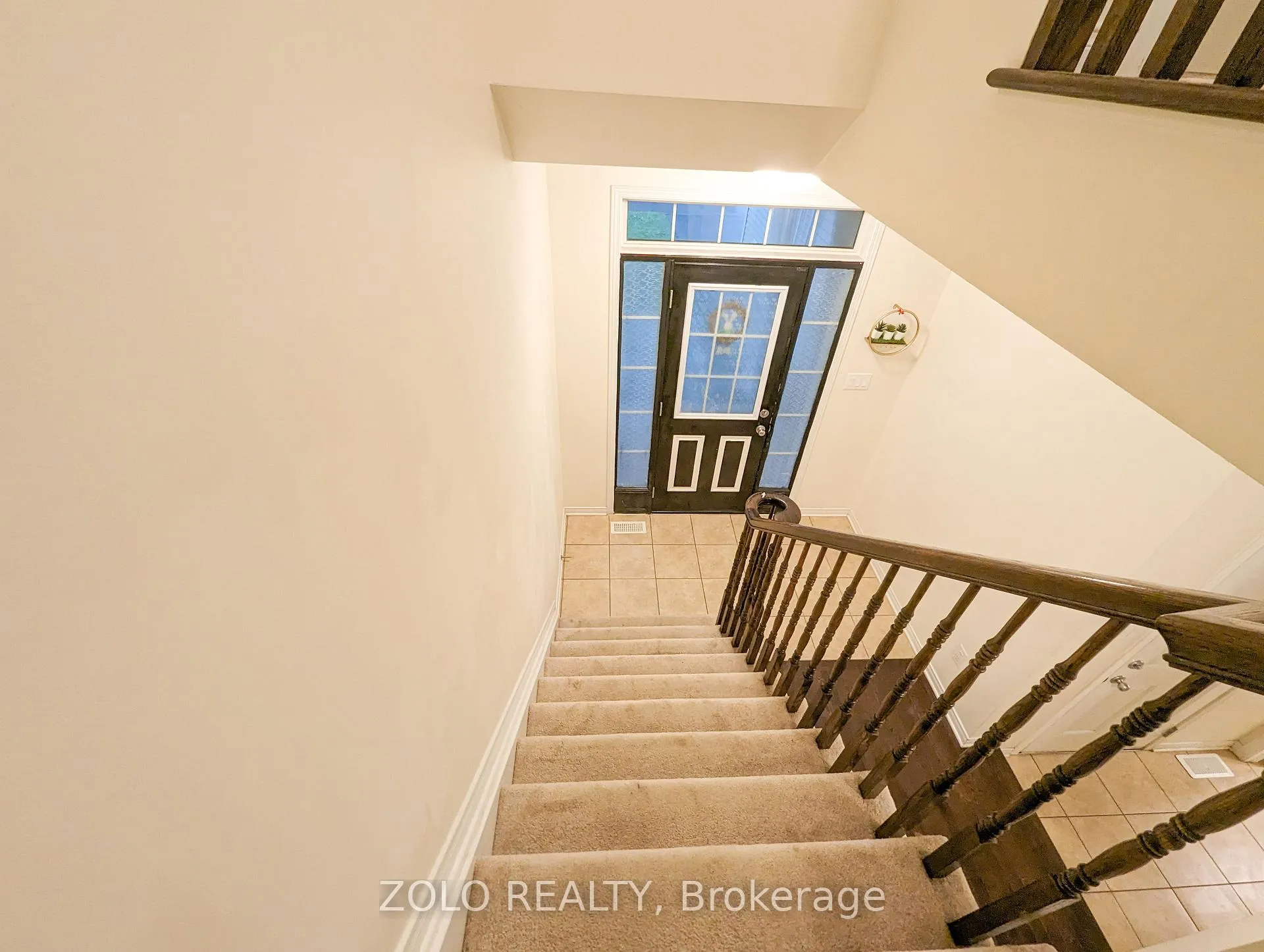Photo 9 of 113 Lochnaw Private, Ottawa, Barrhaven - Stonebridge — HOMEH