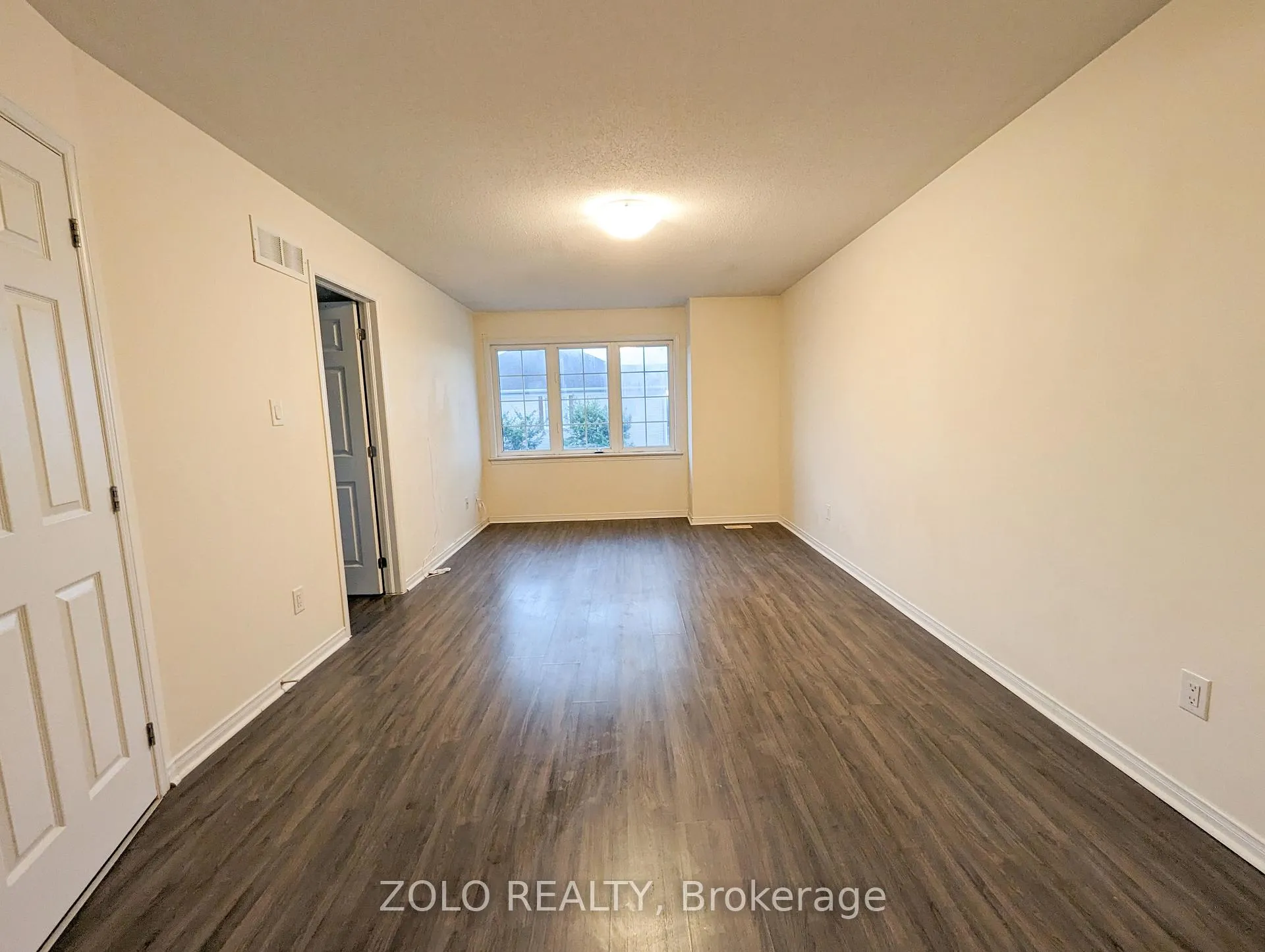 Photo 11 of 113 Lochnaw Private, Ottawa, Barrhaven - Stonebridge — HOMEH