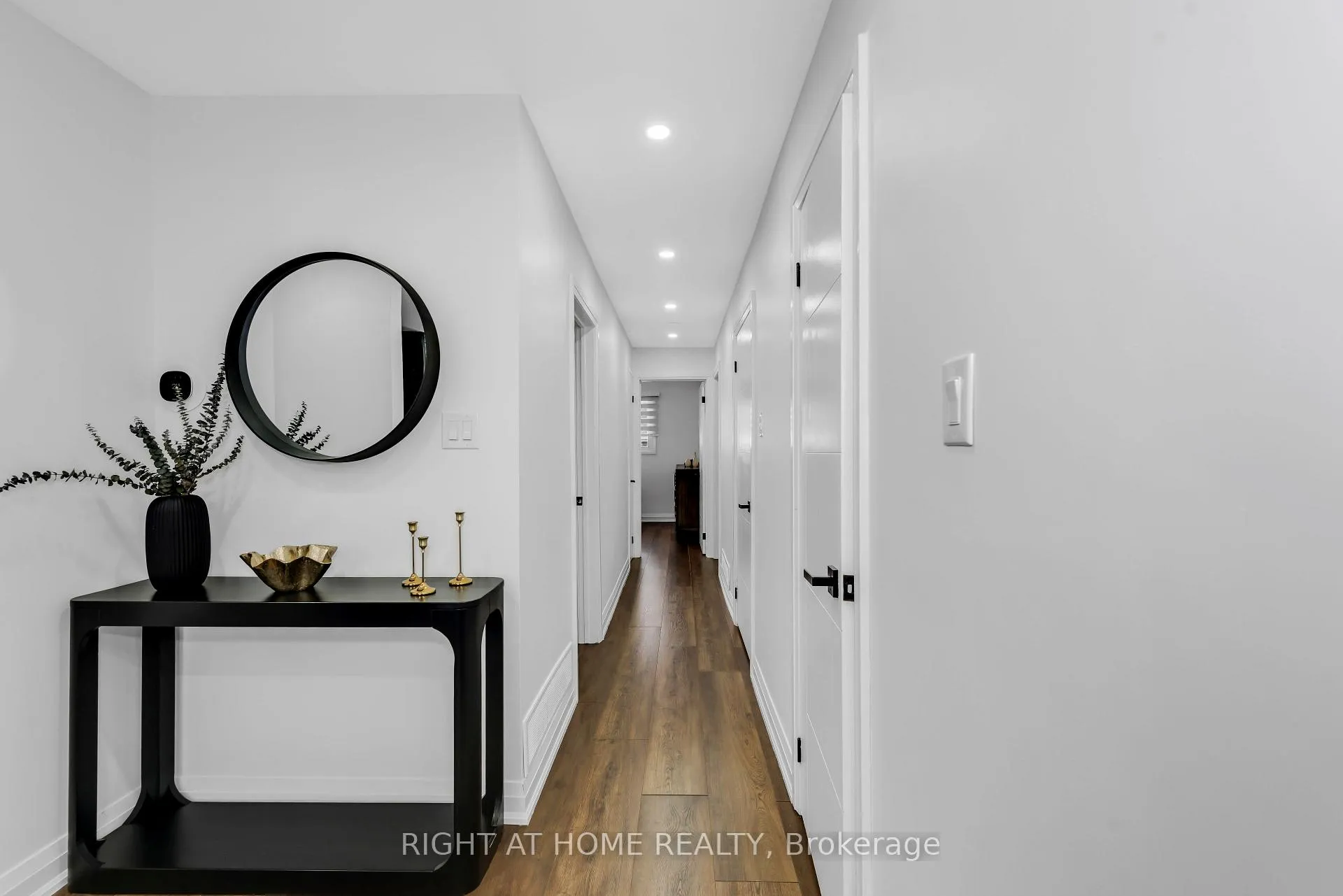 Photo 8 of 5 Carol Road, Barrie, Allandale Heights — HOMEH