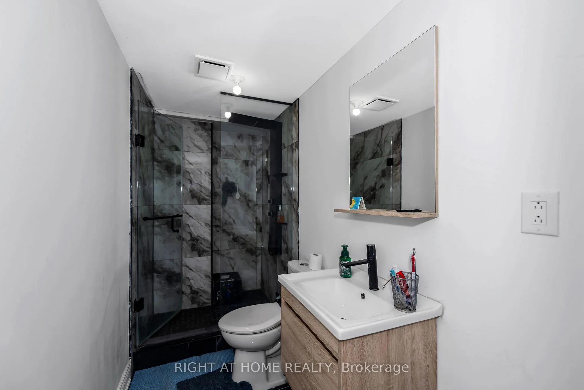 Photo 18 of 5 Carol Road, Barrie, Allandale Heights — HOMEH