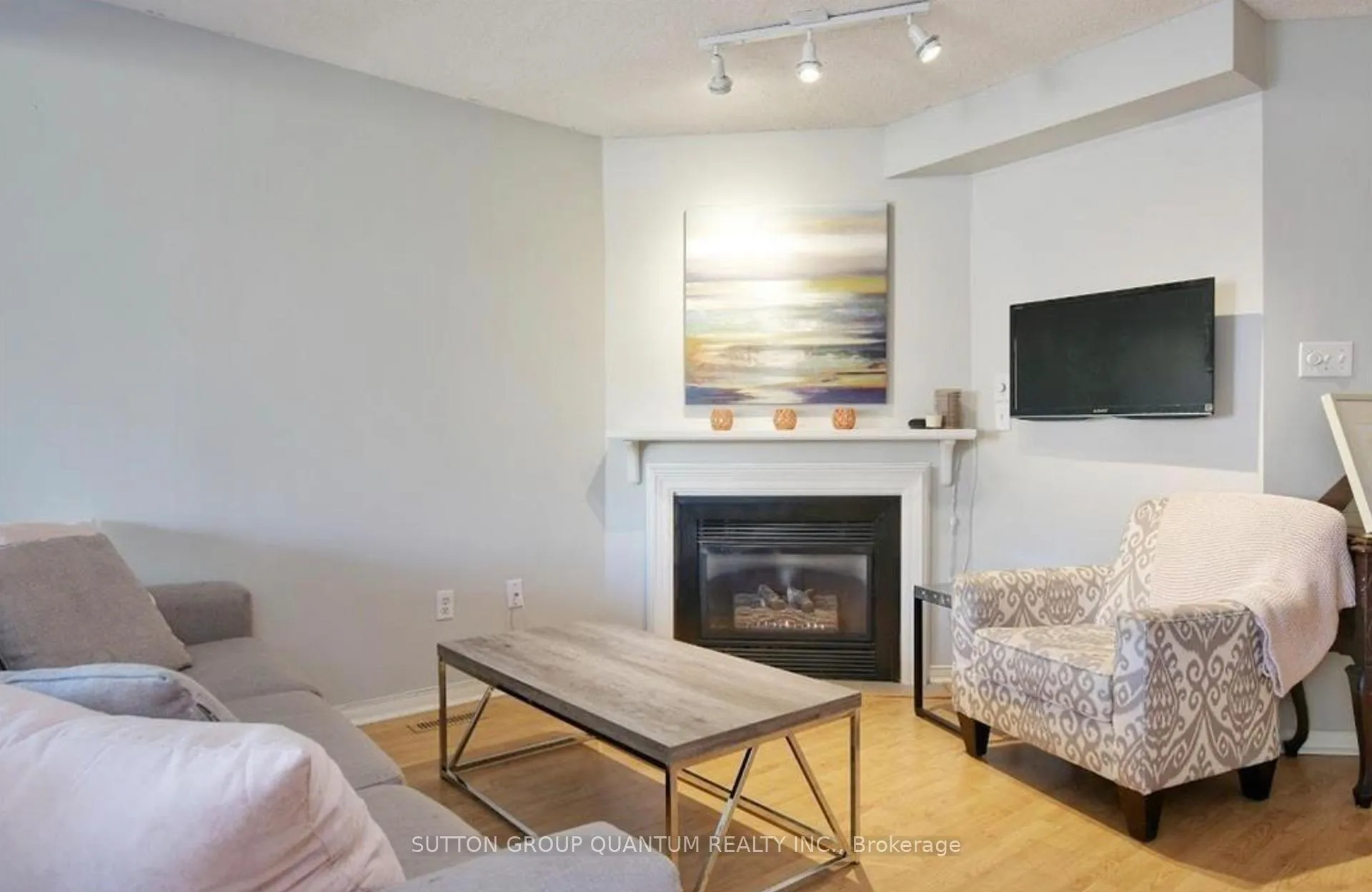 Photo 5 of Unit 21, 2940 Headon Forest Drive, Burlington, Headon — HOMEH