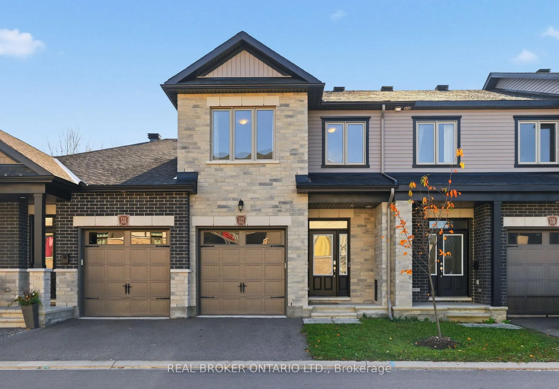 Photo 1 of 532 Fawn Valley Private, Ottawa, Blossom Park/Kemp Park/Findlay Creek — HOMEH