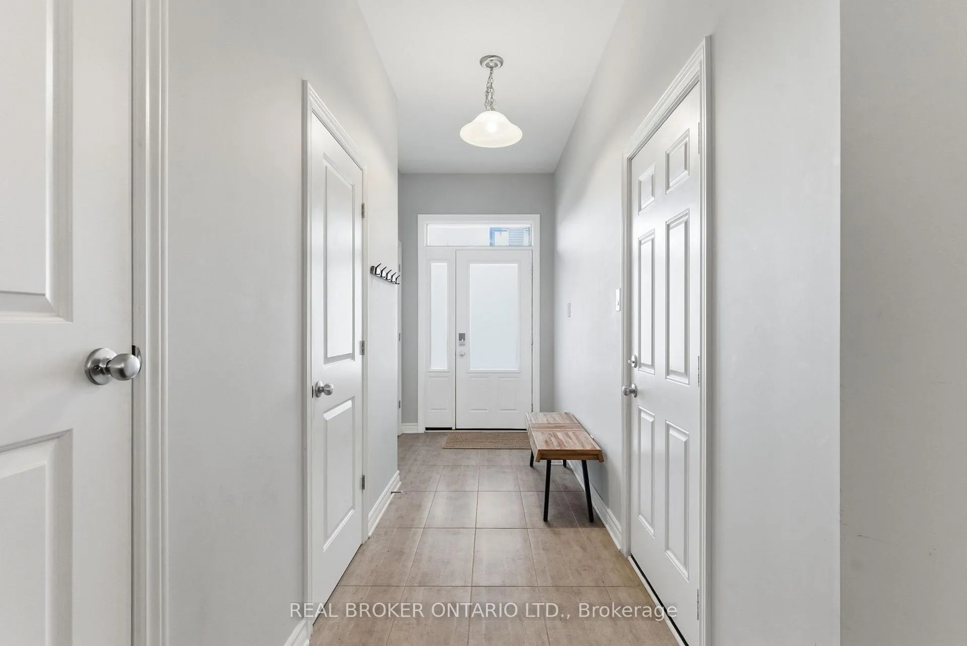 Photo 2 of 532 Fawn Valley Private, Ottawa, Blossom Park/Kemp Park/Findlay Creek — HOMEH