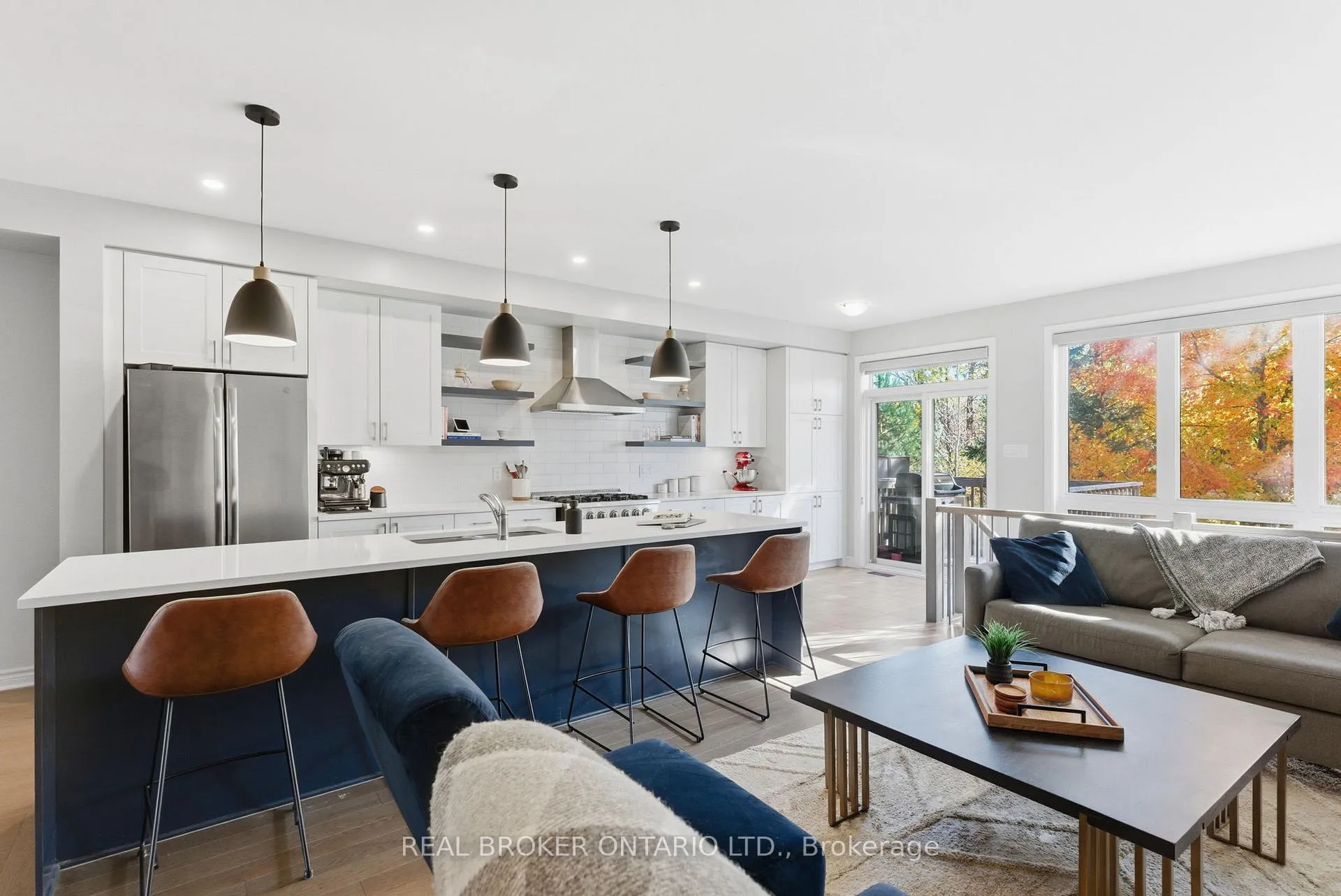 Photo 9 of 532 Fawn Valley Private, Ottawa, Blossom Park/Kemp Park/Findlay Creek — HOMEH