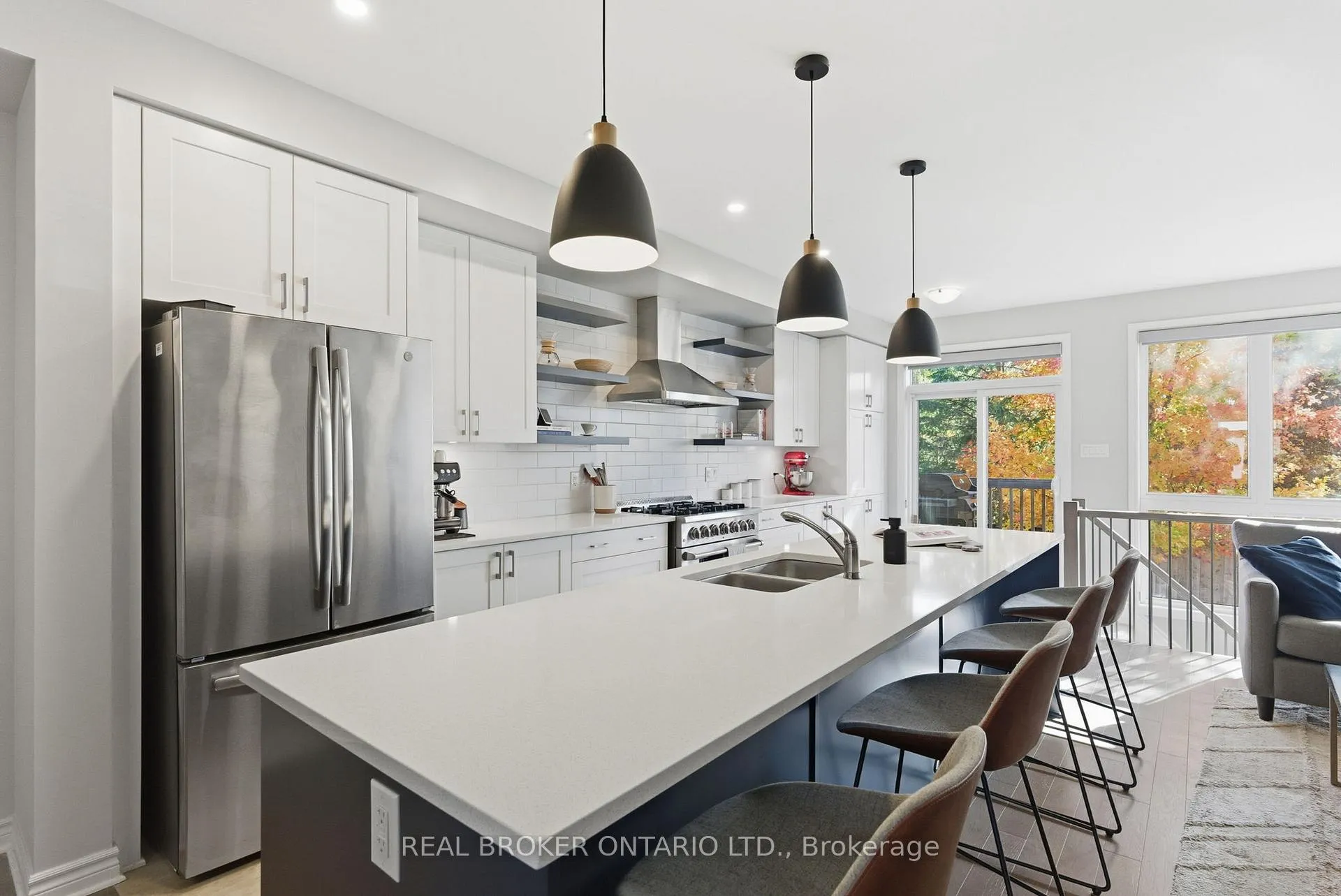 Photo 10 of 532 Fawn Valley Private, Ottawa, Blossom Park/Kemp Park/Findlay Creek — HOMEH