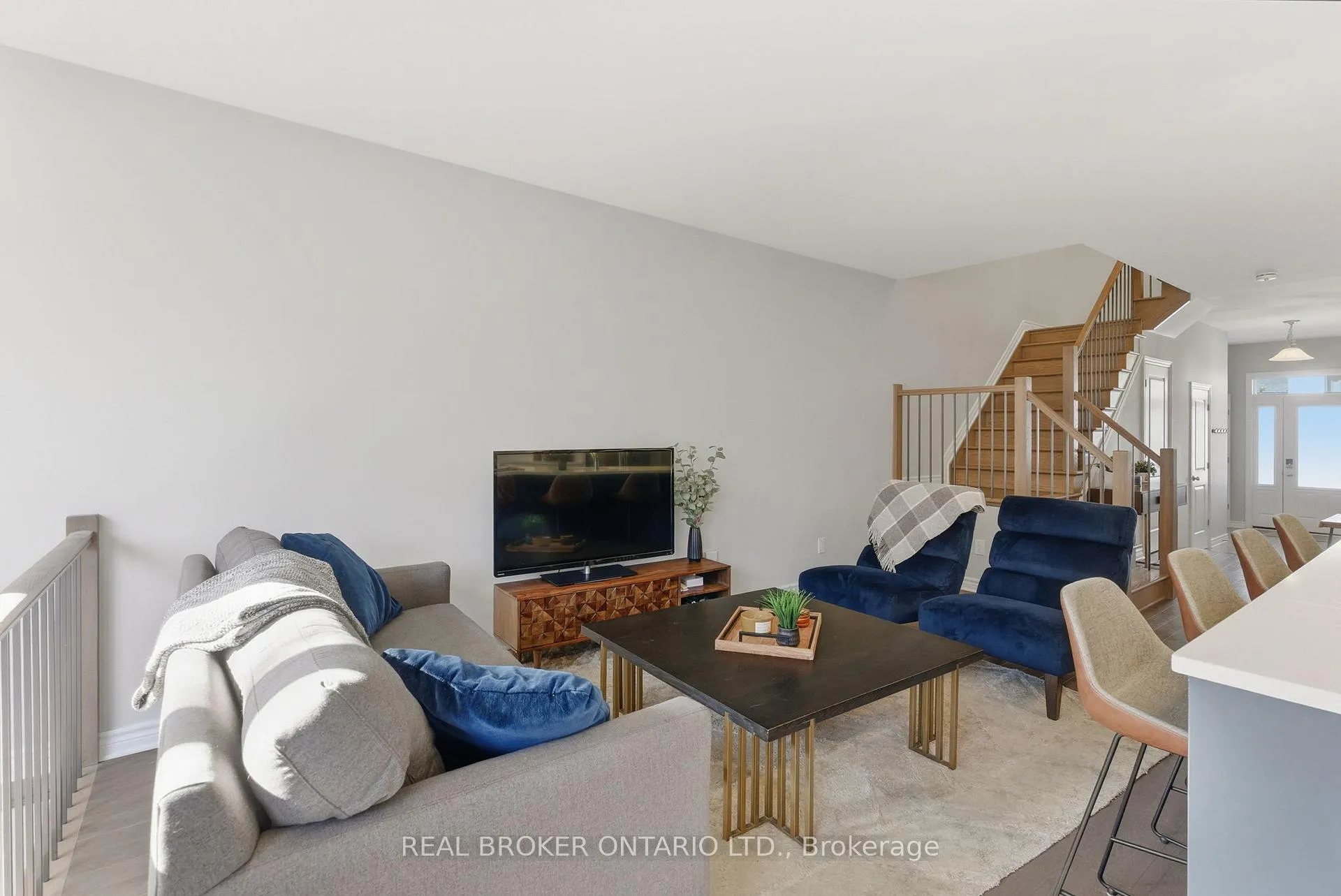 Photo 14 of 532 Fawn Valley Private, Ottawa, Blossom Park/Kemp Park/Findlay Creek — HOMEH