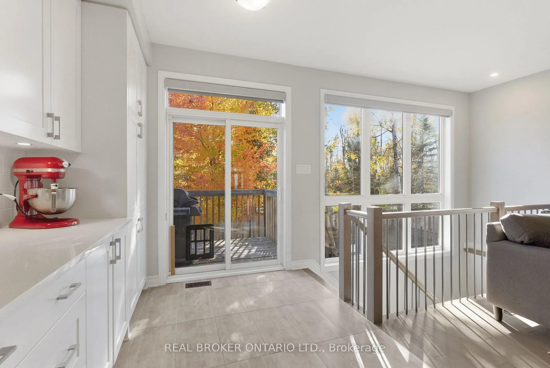 Photo 16 of 532 Fawn Valley Private, Ottawa, Blossom Park/Kemp Park/Findlay Creek — HOMEH