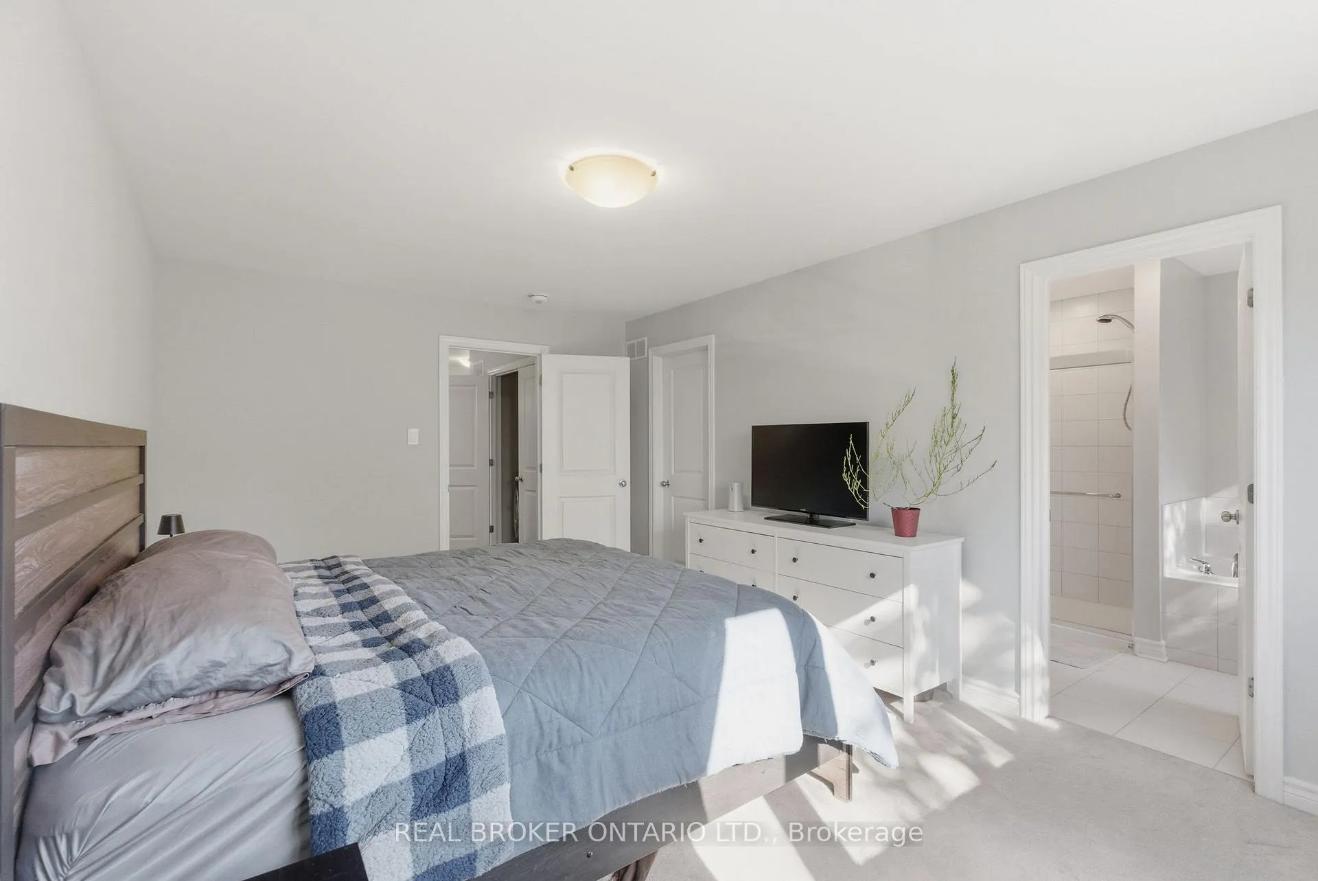Photo 22 of 532 Fawn Valley Private, Ottawa, Blossom Park/Kemp Park/Findlay Creek — HOMEH