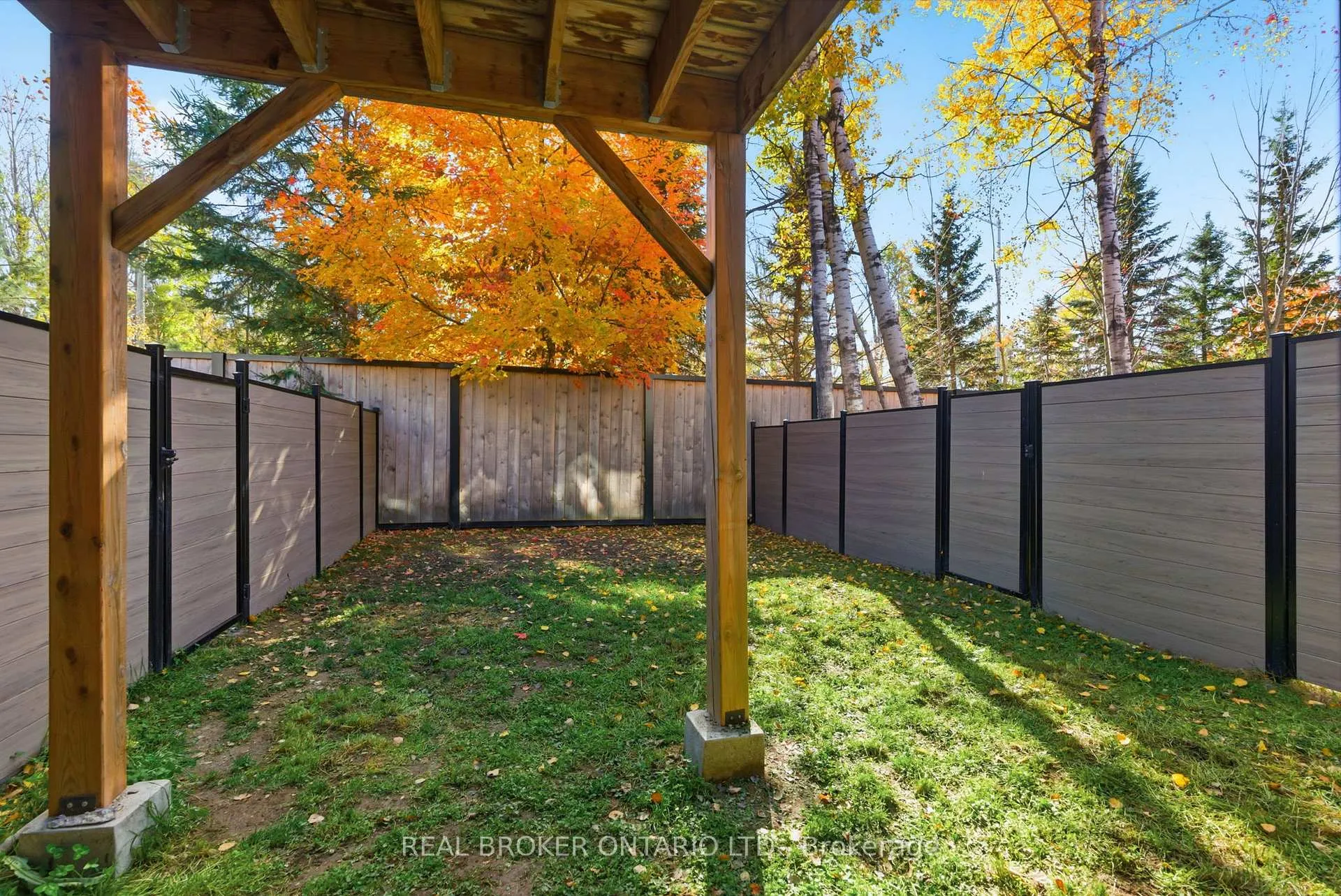 Photo 37 of 532 Fawn Valley Private, Ottawa, Blossom Park/Kemp Park/Findlay Creek — HOMEH