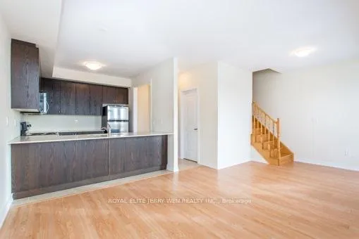 Photo 8 of Unit 4, 9601 Jane Street, Vaughan, Maple — HOMEH