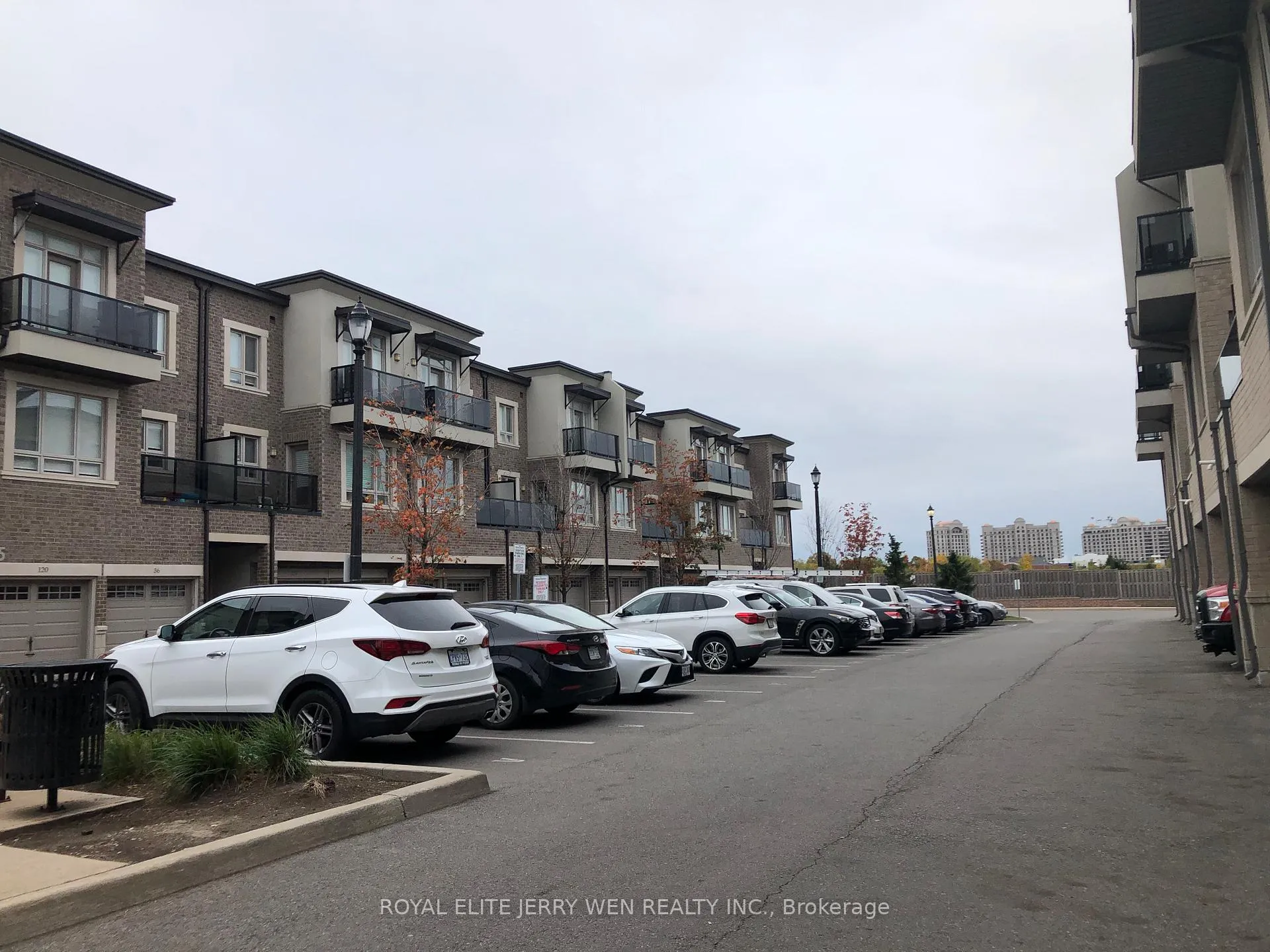 Photo 15 of Unit 4, 9601 Jane Street, Vaughan, Maple — HOMEH