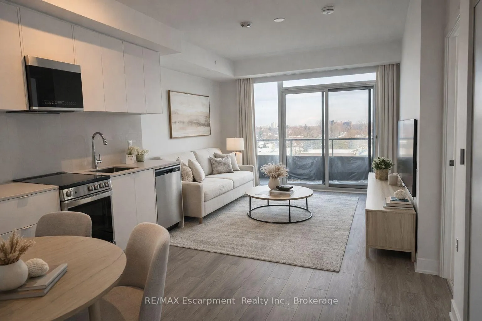 Photo 2 of Unit 704, 2088 James Street, Burlington, Brant — HOMEH