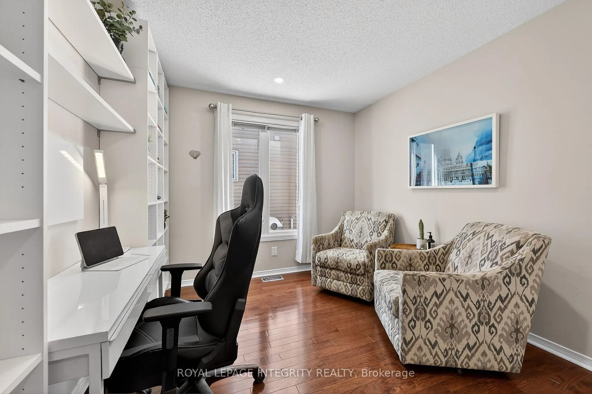 Photo 18 of 1380 Diane Crescent, Ottawa, Fallingbrook/Ridgemount — HOMEH