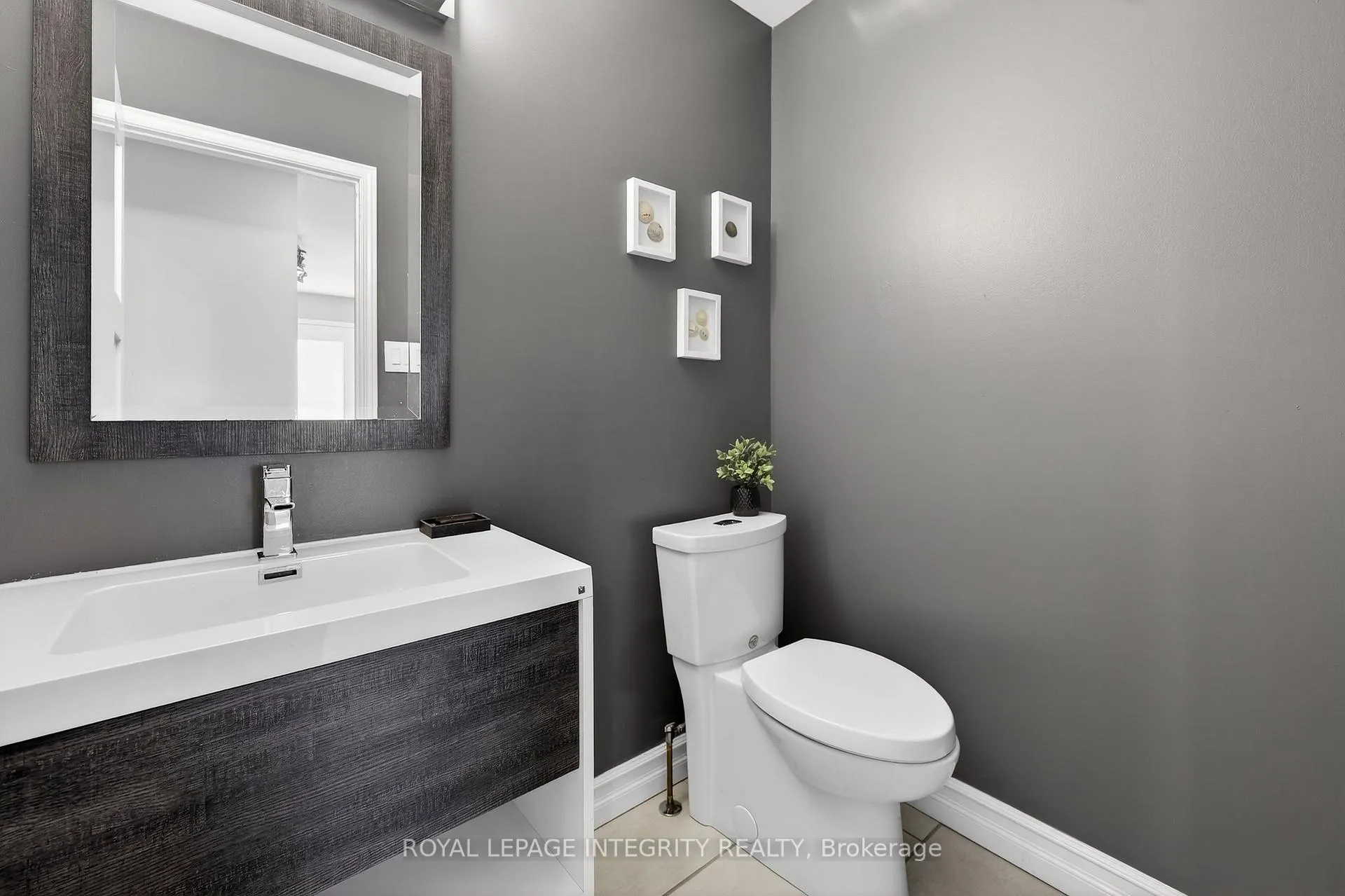 Photo 20 of 1380 Diane Crescent, Ottawa, Fallingbrook/Ridgemount — HOMEH