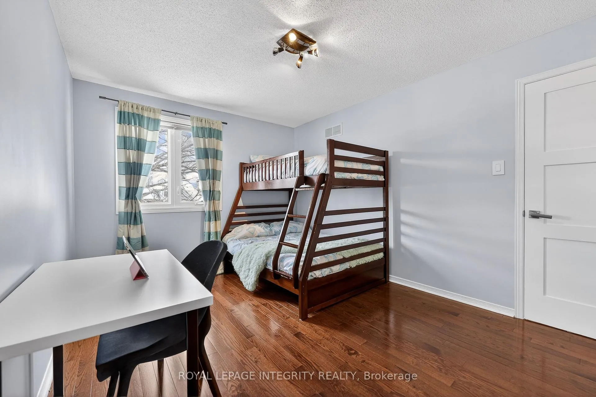 Photo 36 of 1380 Diane Crescent, Ottawa, Fallingbrook/Ridgemount — HOMEH