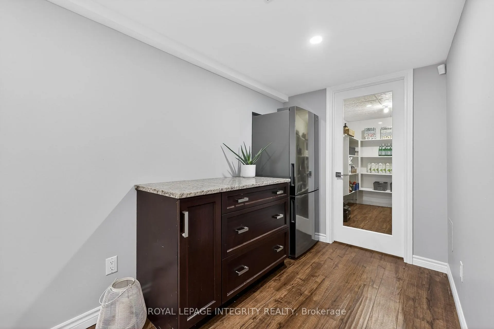 Photo 45 of 1380 Diane Crescent, Ottawa, Fallingbrook/Ridgemount — HOMEH