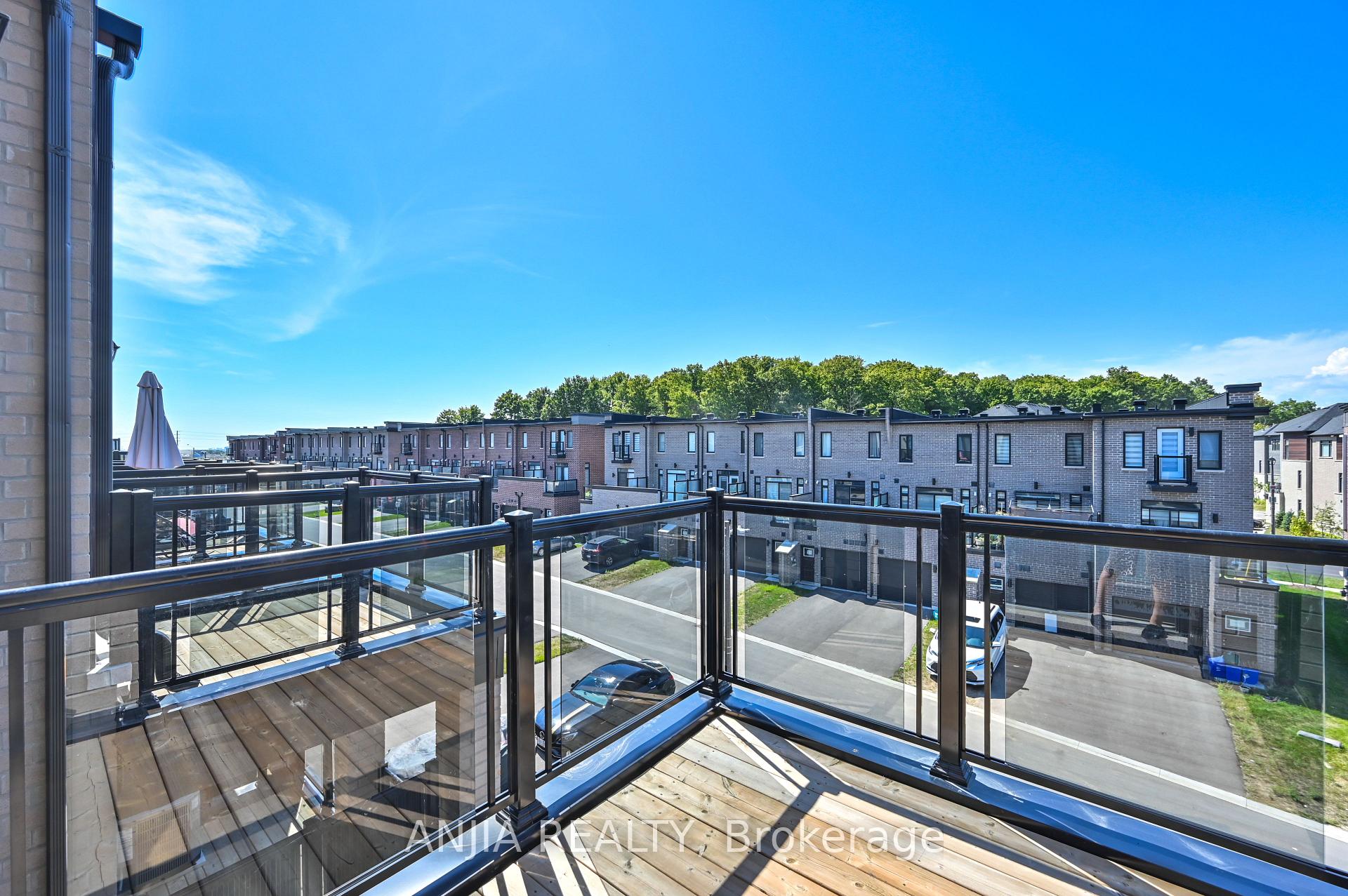 Photo 40 of 100 Stauffer Crescent, Markham, Cornell — HOMEH