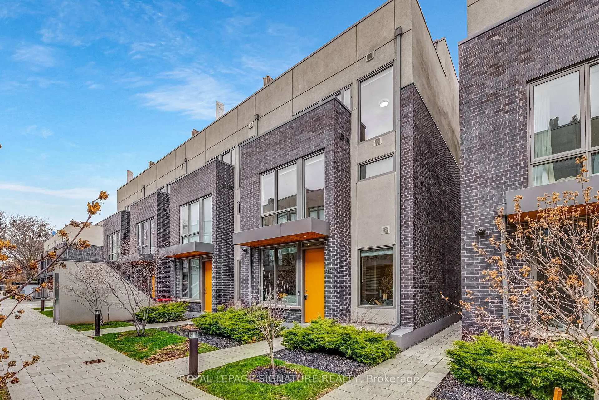 Front of Unit 315, 46 Curzon Street