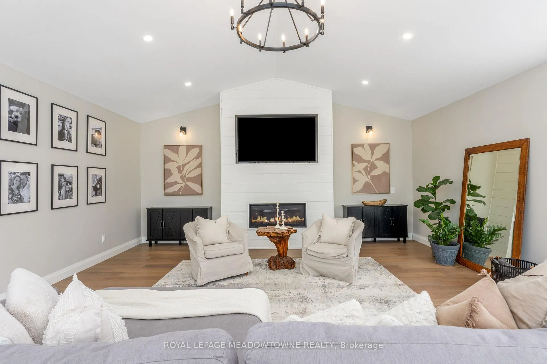 Photo 20 of 70 River Drive, Halton Hills, Georgetown — HOMEH