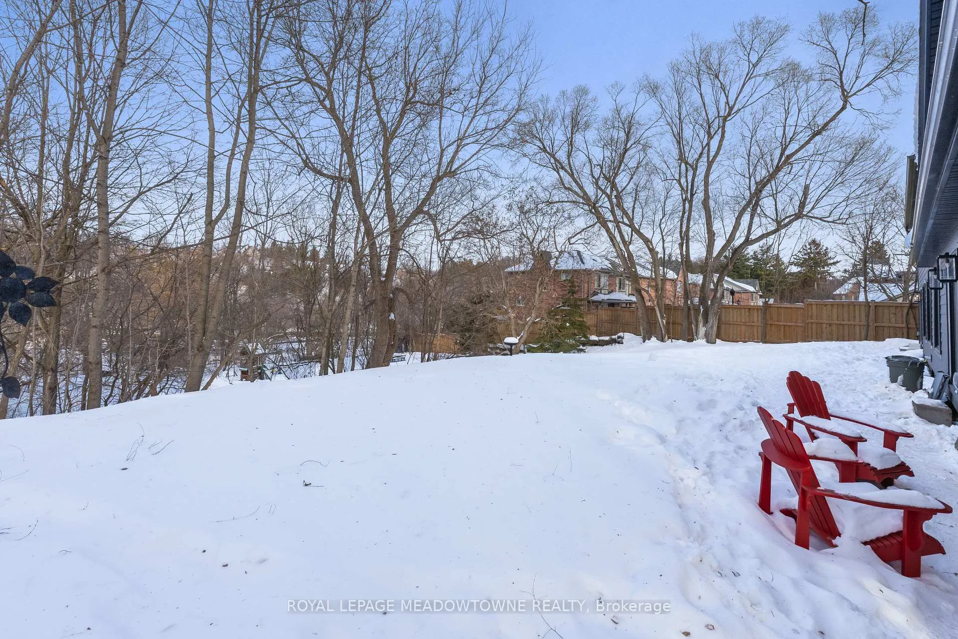 Photo 39 of 70 River Drive, Halton Hills, Georgetown — HOMEH