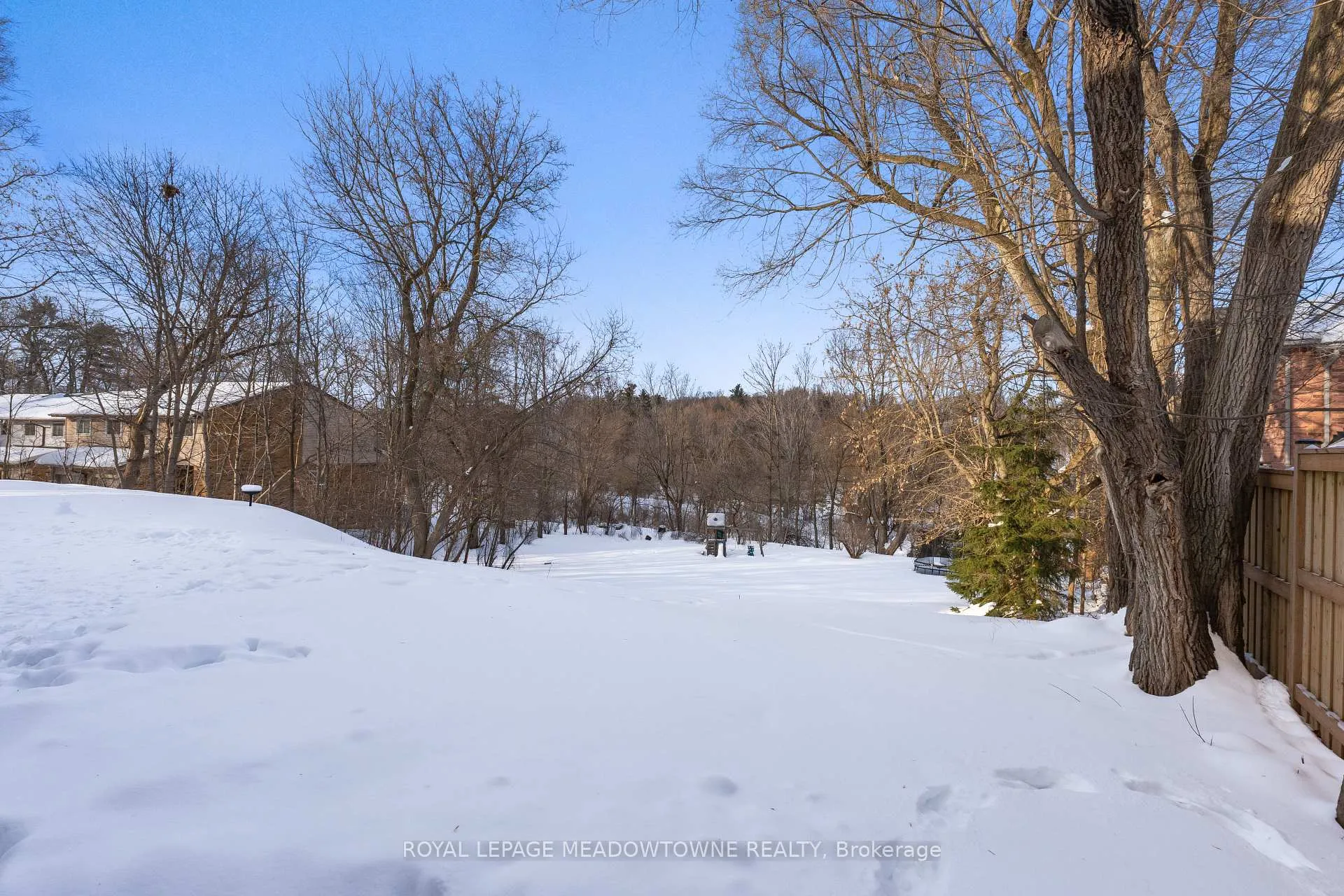 Photo 40 of 70 River Drive, Halton Hills, Georgetown — HOMEH
