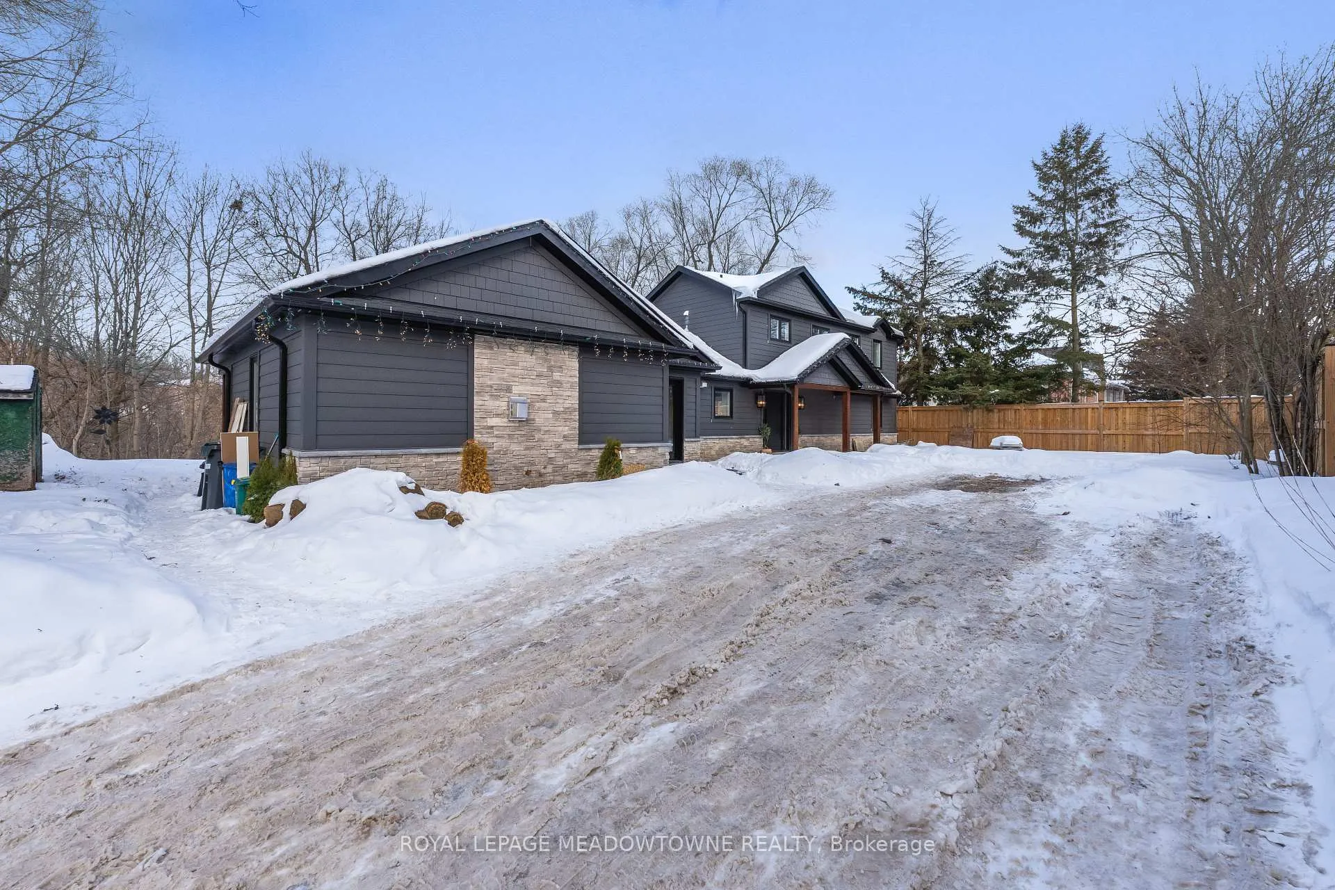Photo 49 of 70 River Drive, Halton Hills, Georgetown — HOMEH