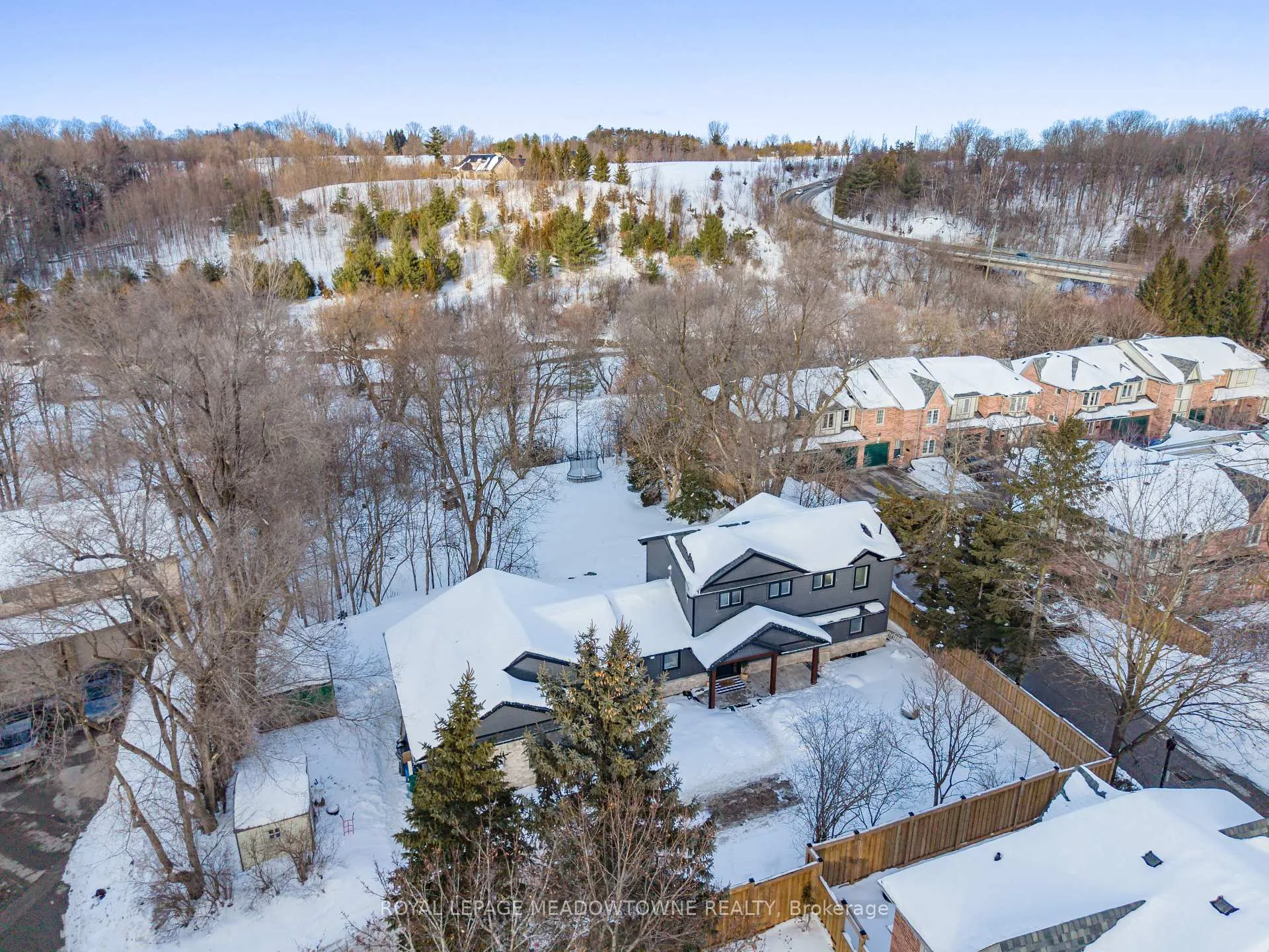 Photo 50 of 70 River Drive, Halton Hills, Georgetown — HOMEH