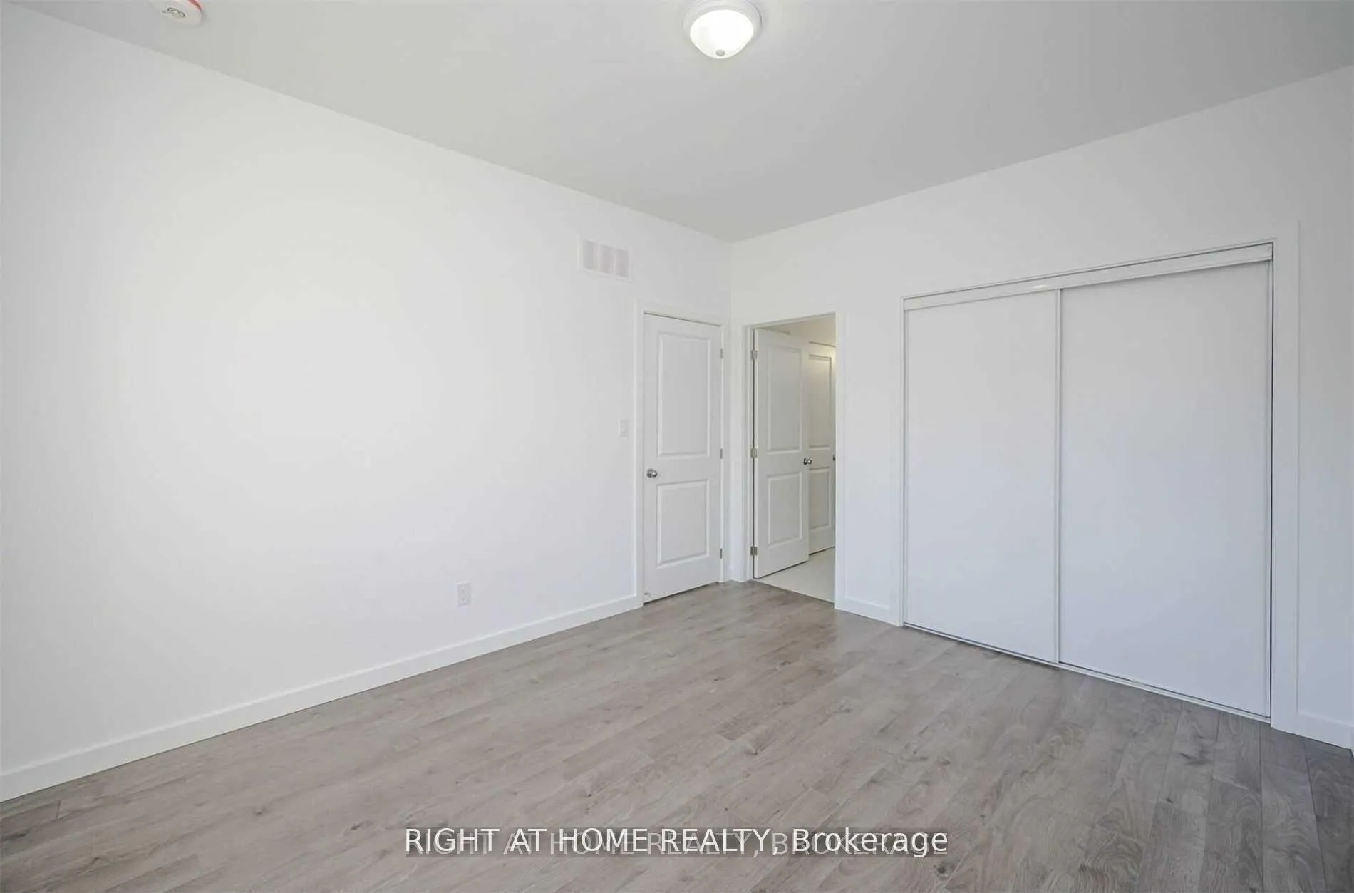 Photo 16 of 351 Chaffey Street, Welland, Lincoln/Crowland — HOMEH