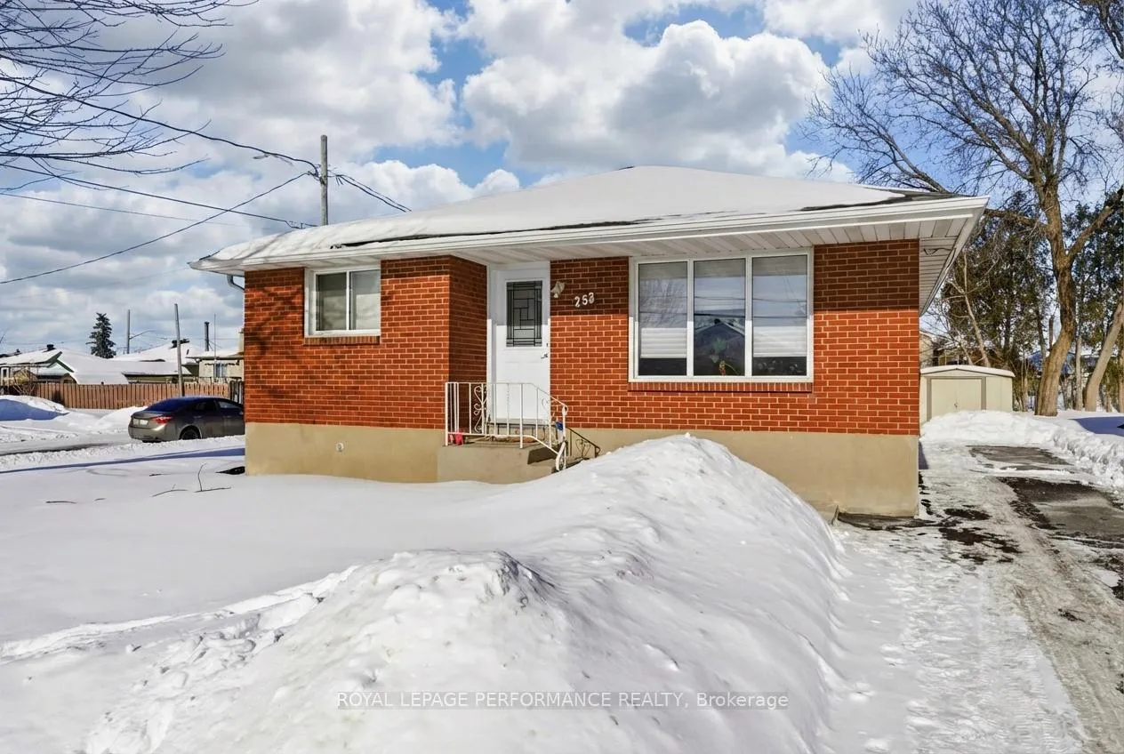 Photo 1 of 253 Sunnyside Avenue, Cornwall — HOMEH