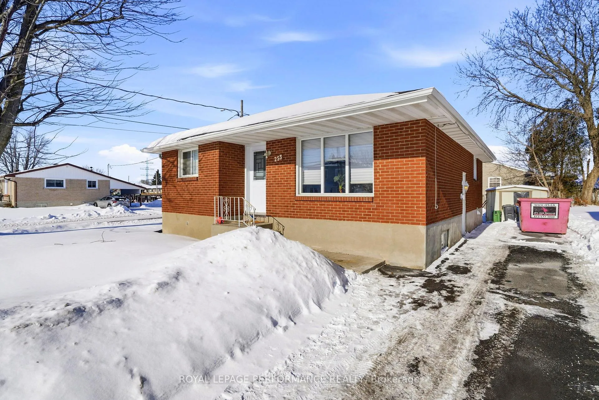 Photo 2 of 253 Sunnyside Avenue, Cornwall — HOMEH